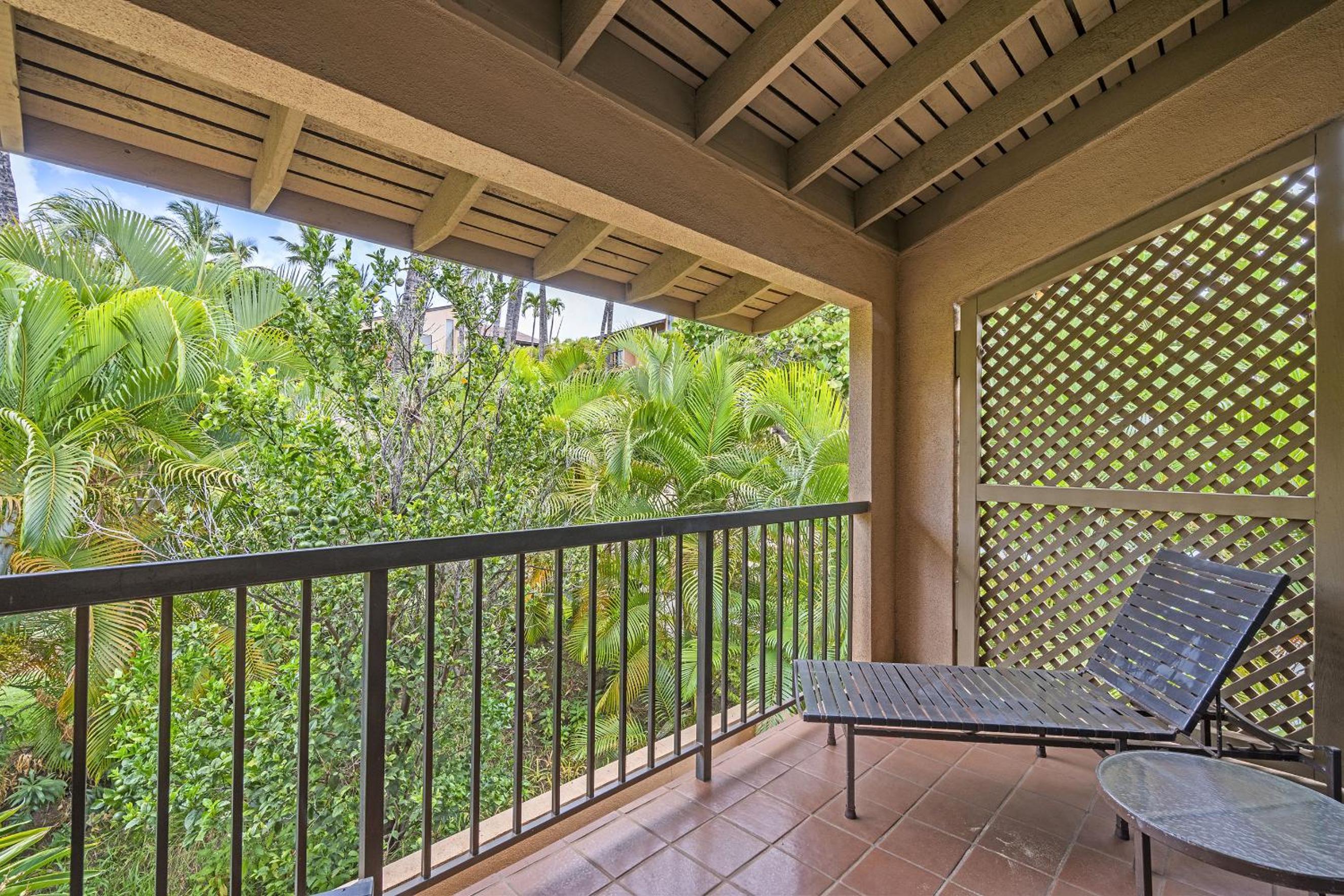 Wailea Ekahi 20J - Secluded Garden Oasis Surrounded by Trees & Tropical Blooms