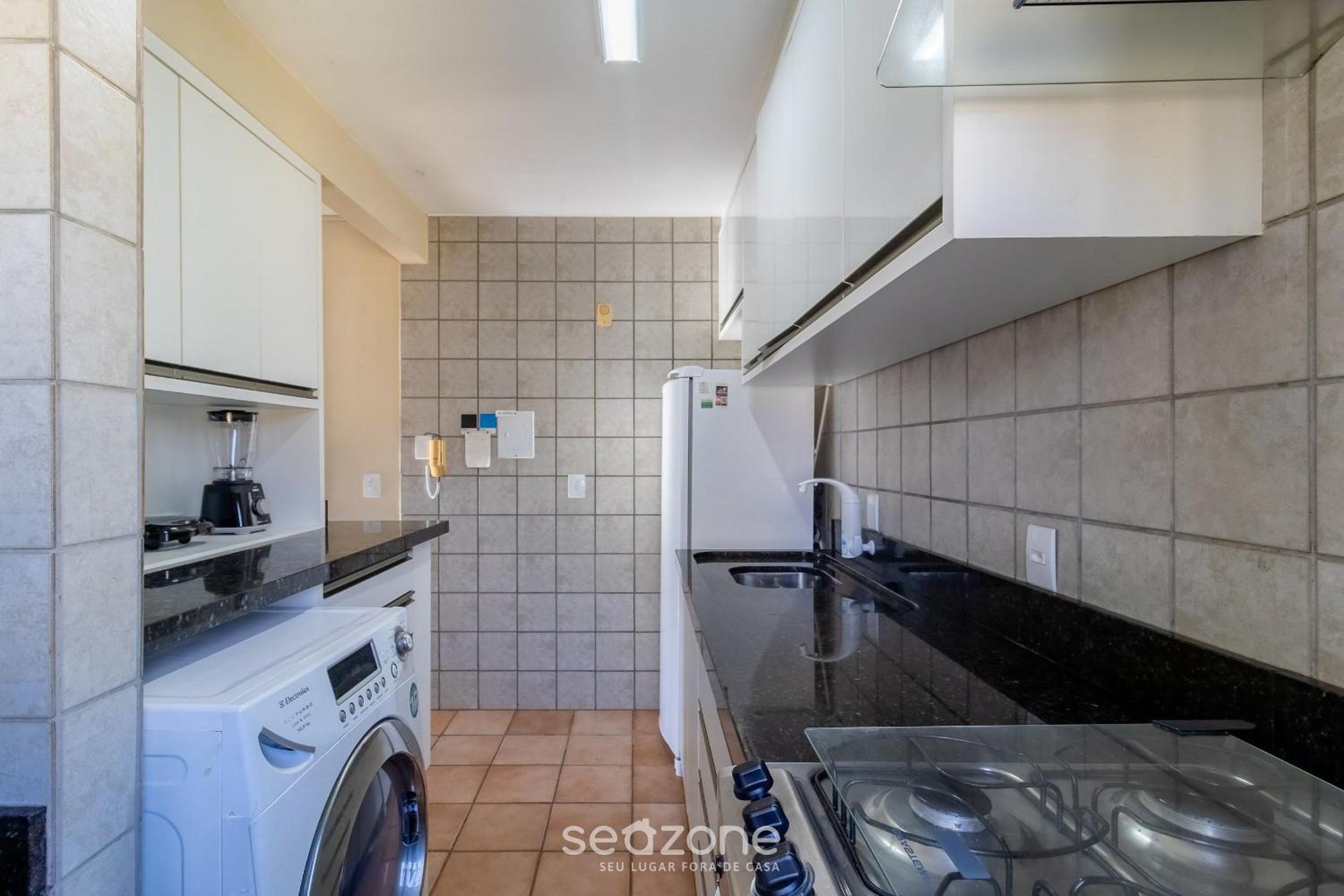 Apart w/ Barbecue 650m from the Beach QTIB0301