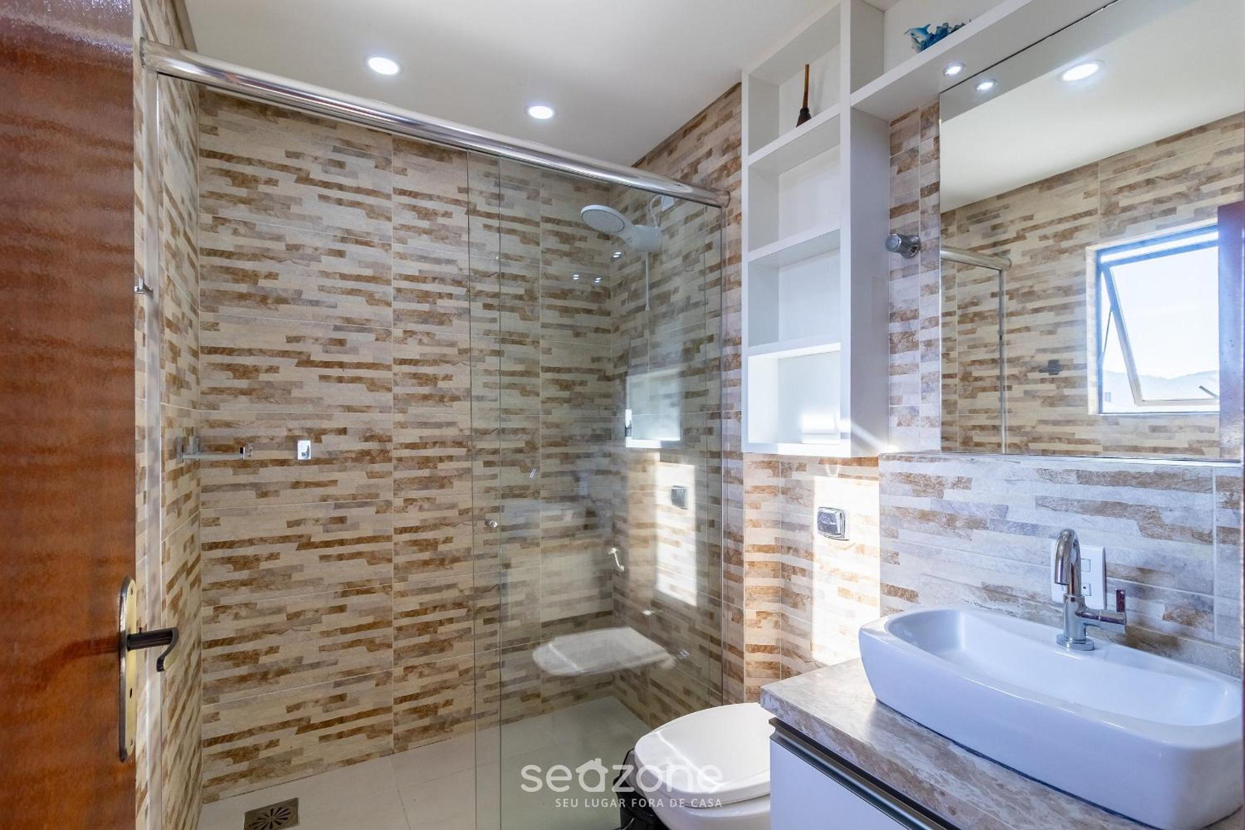 Apart w/ Barbecue 650m from the Beach QTIB0301