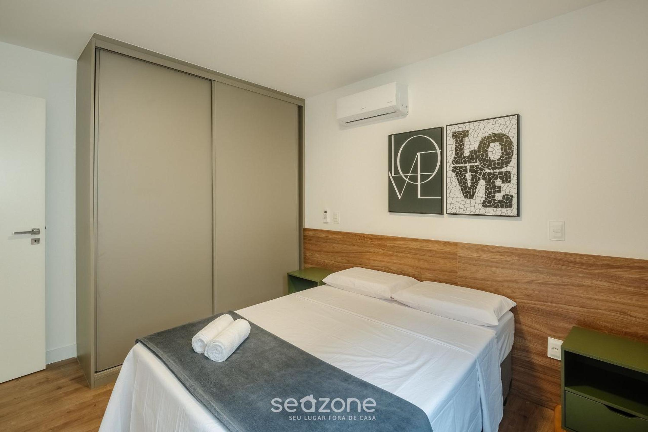 Building with New Apartments 300m from the Beach - EEP