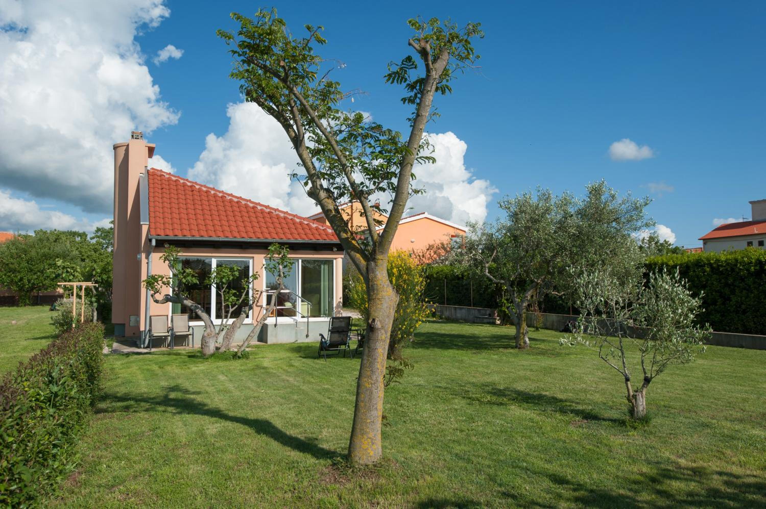 Holiday home Frankie Paradise view 3