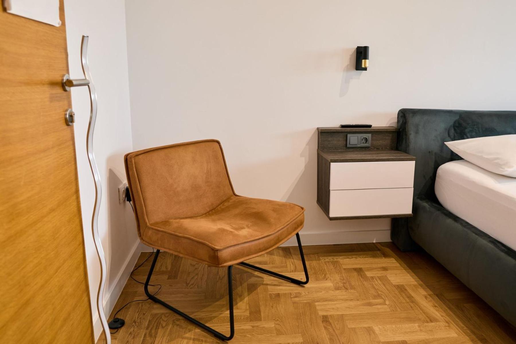 OSIJEK SPACE CENTAR - Self Check in, Free Private Parking