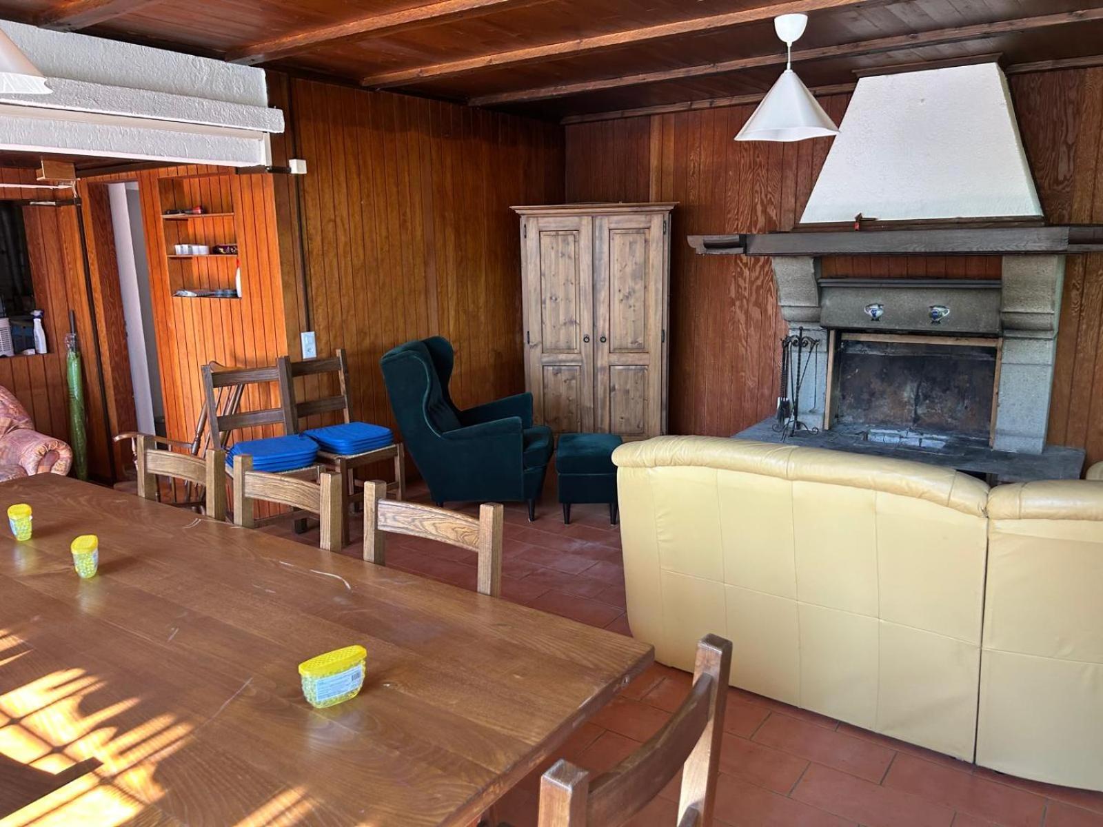 Ara Gesa Old Cottage