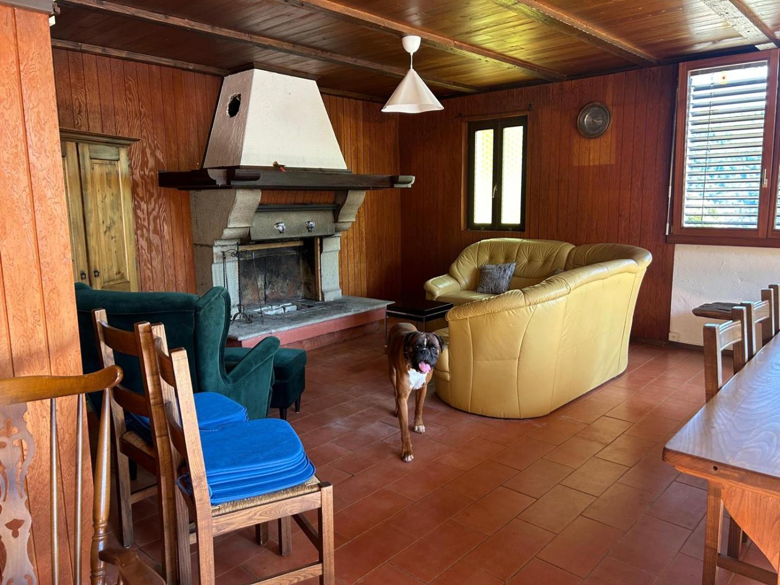 Ara Gesa Old Cottage