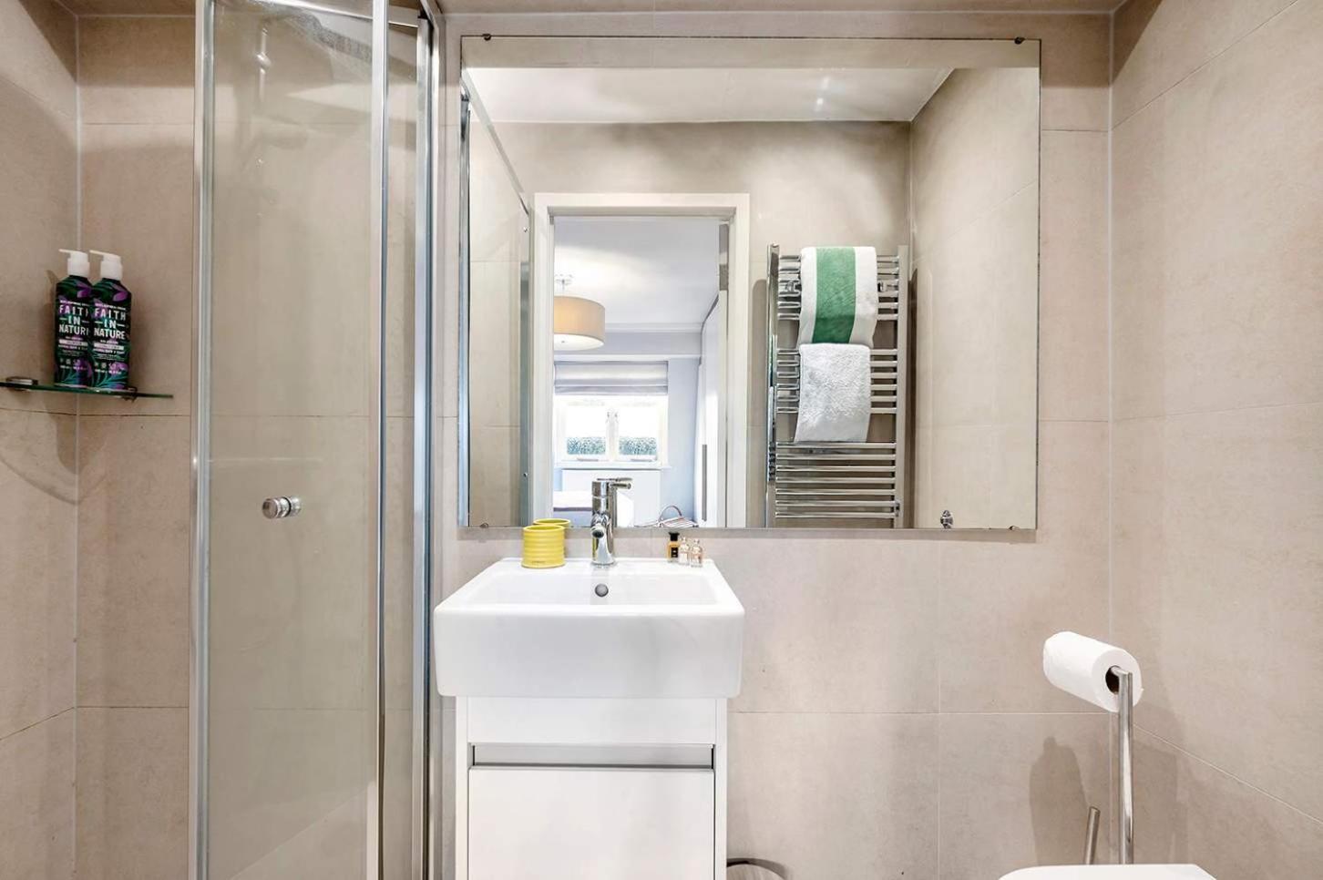 The Light Chambers Notting Hill- by Out of Office Lifestyle