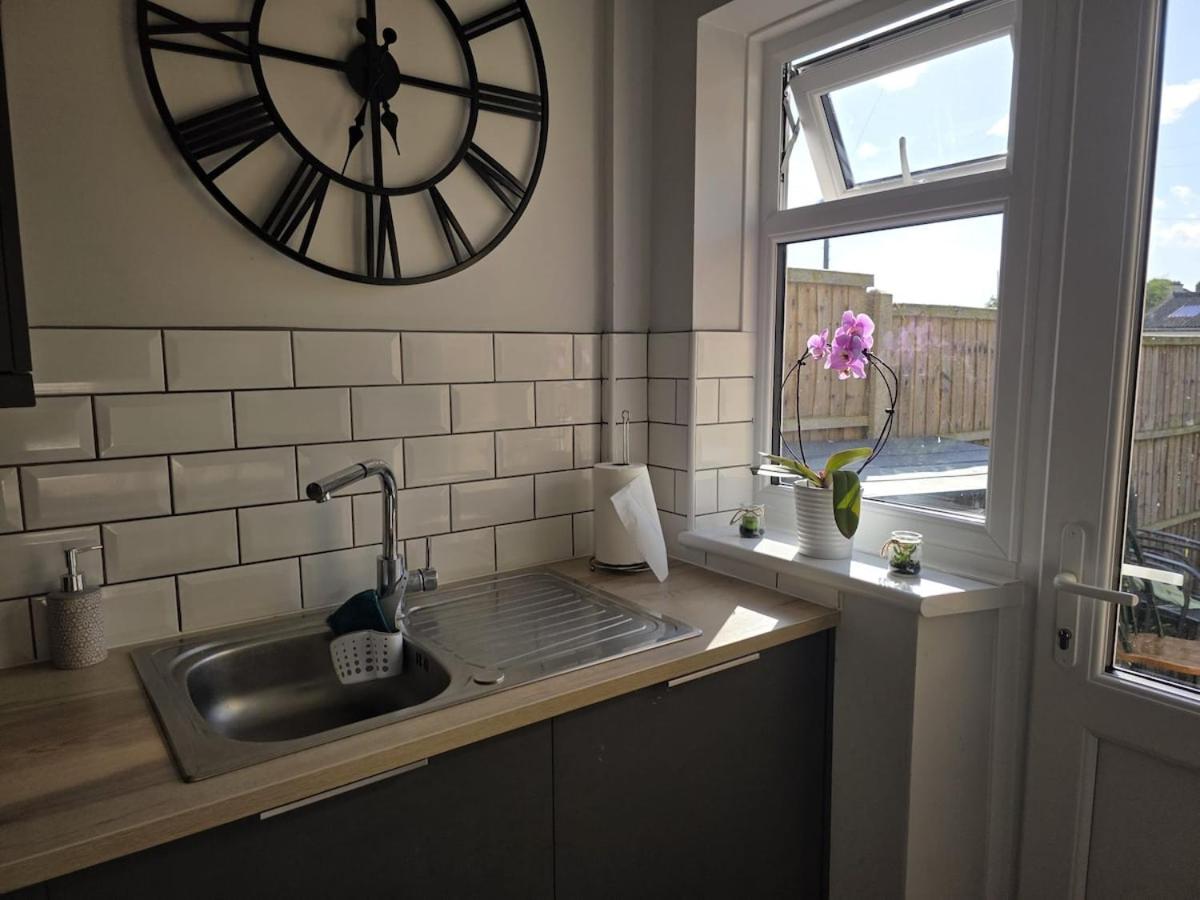 Charming Canterbury Central 3 Bedroom House - Garden views