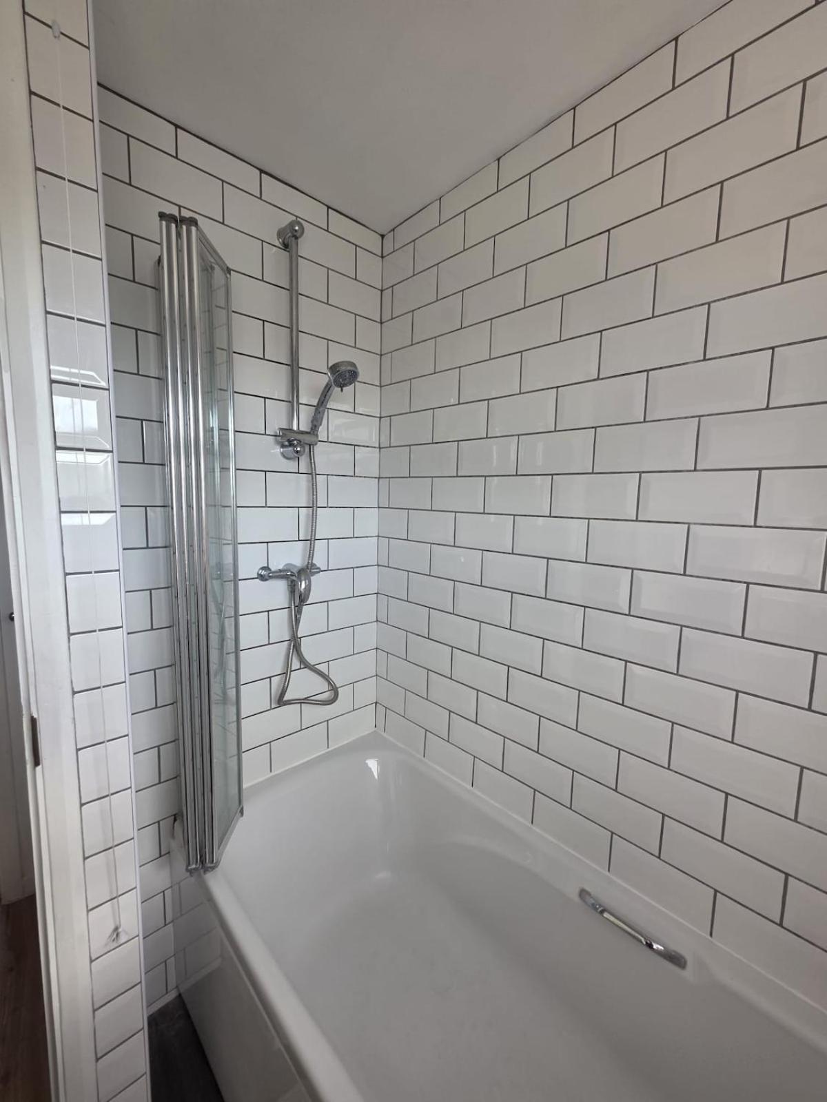 Charming Canterbury Central 3 Bedroom House - Garden views