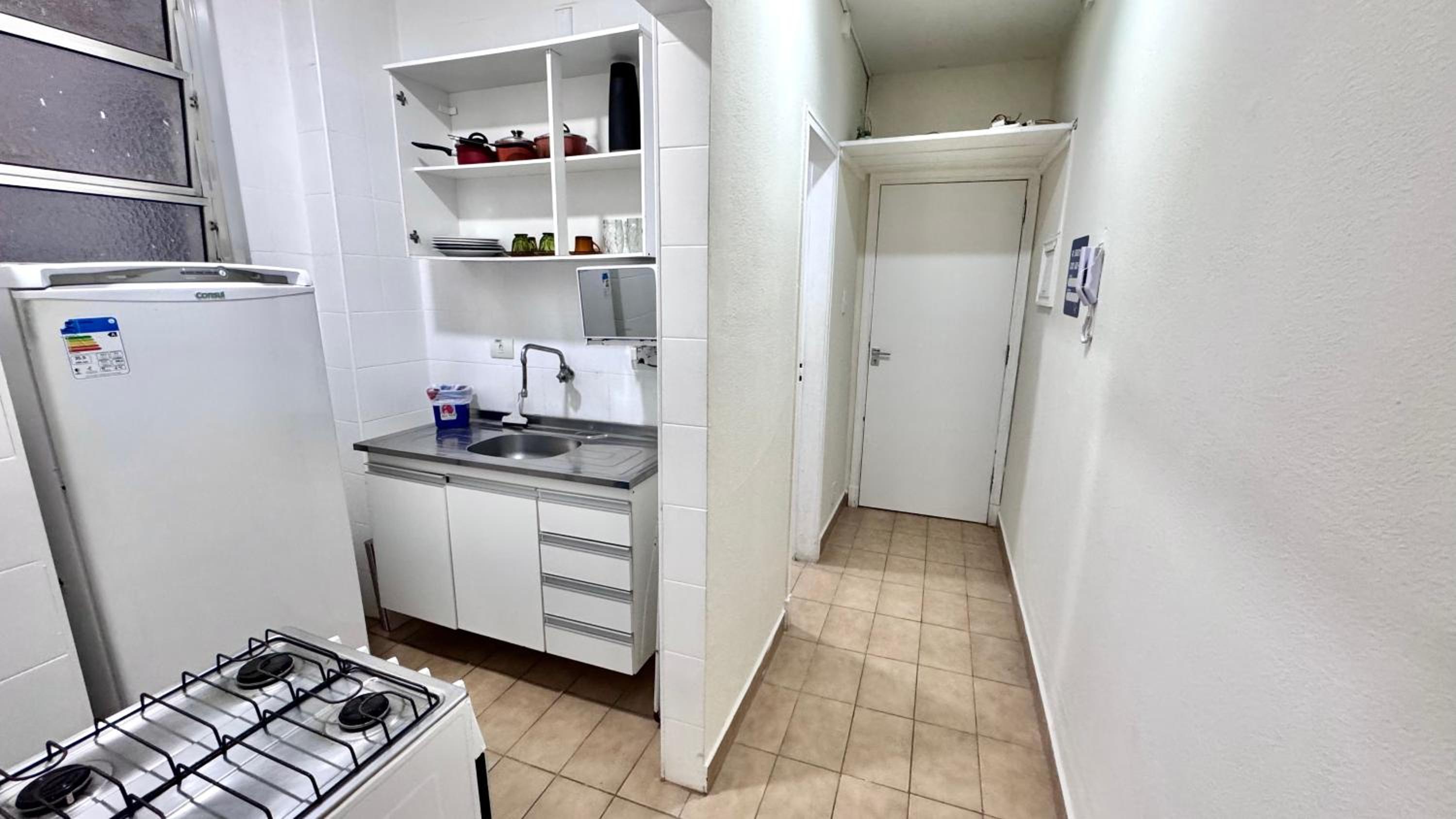 Studio 308 nas Pitangueiras - na quadra da praia!