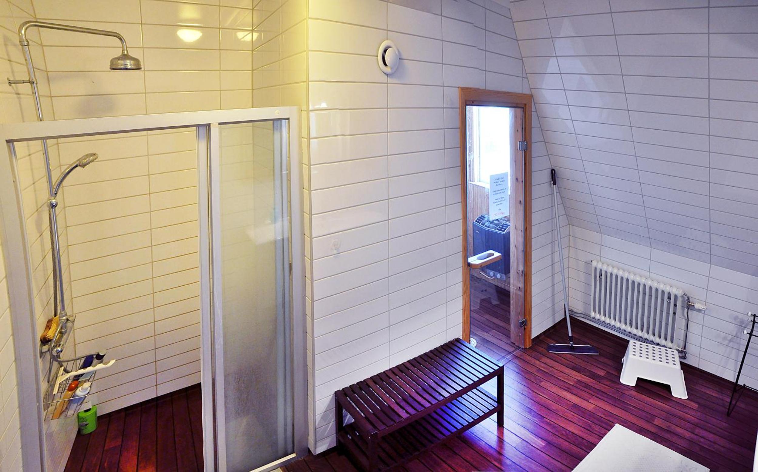 Villa Ekebo Bed & Kitchen view 2