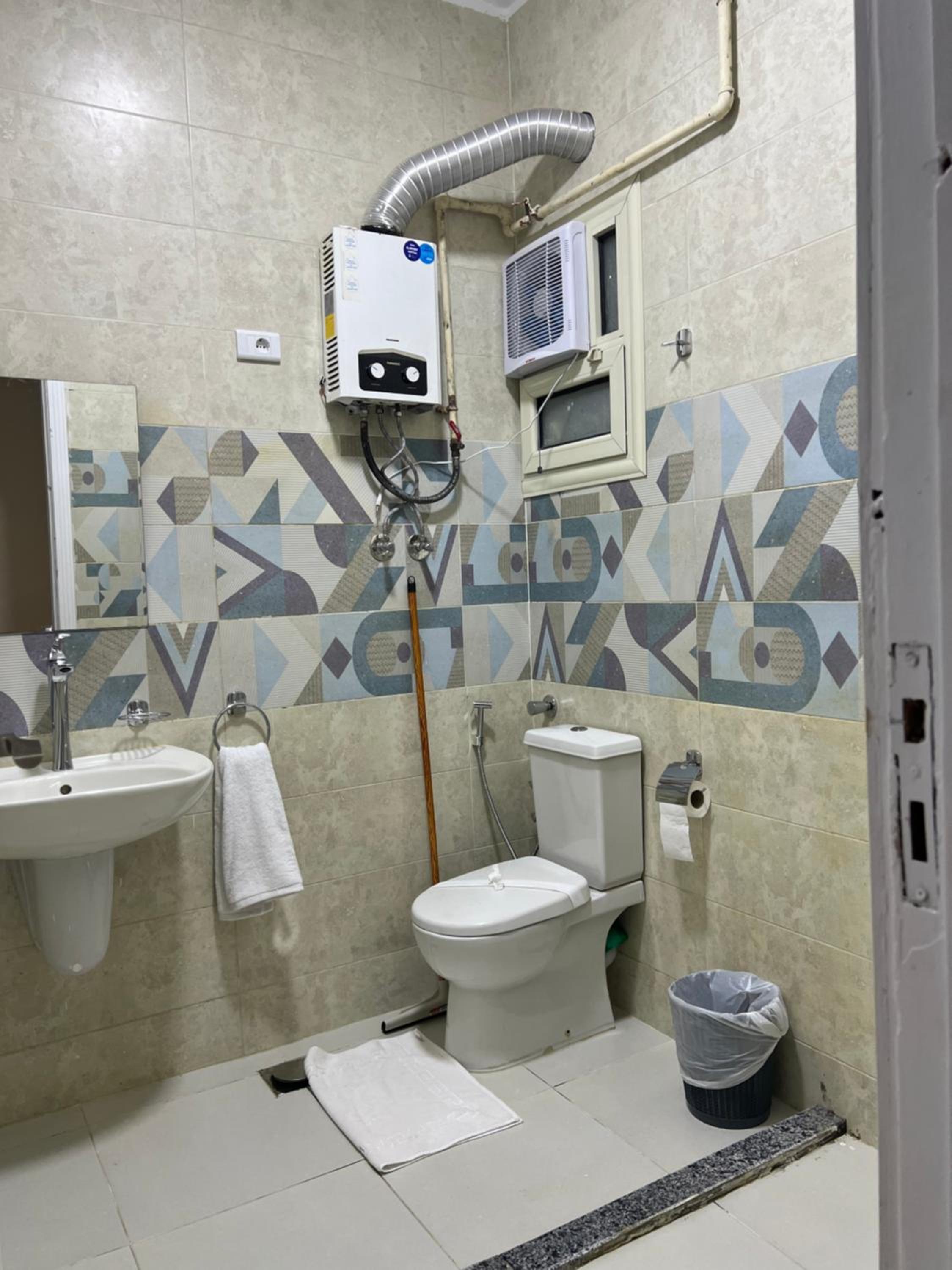 Zeina's apartment in down town