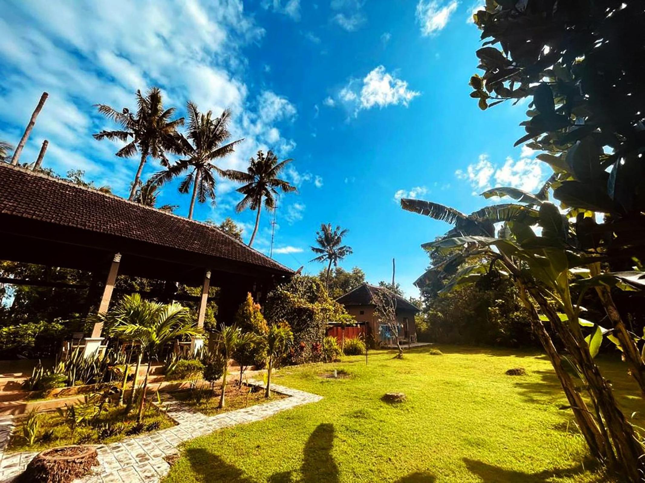 Apit Lawang Villas