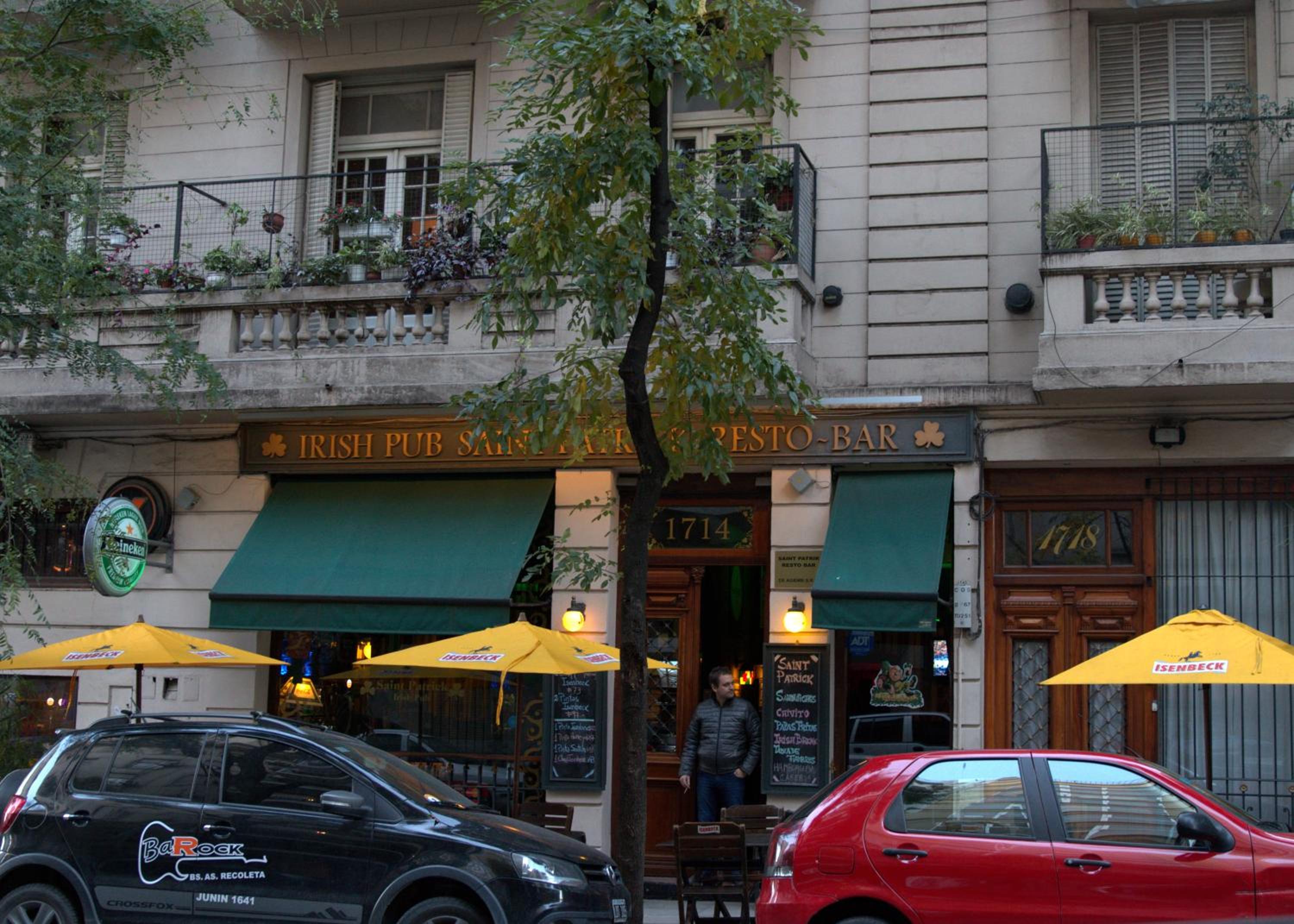 Sunny Recoleta Apartment