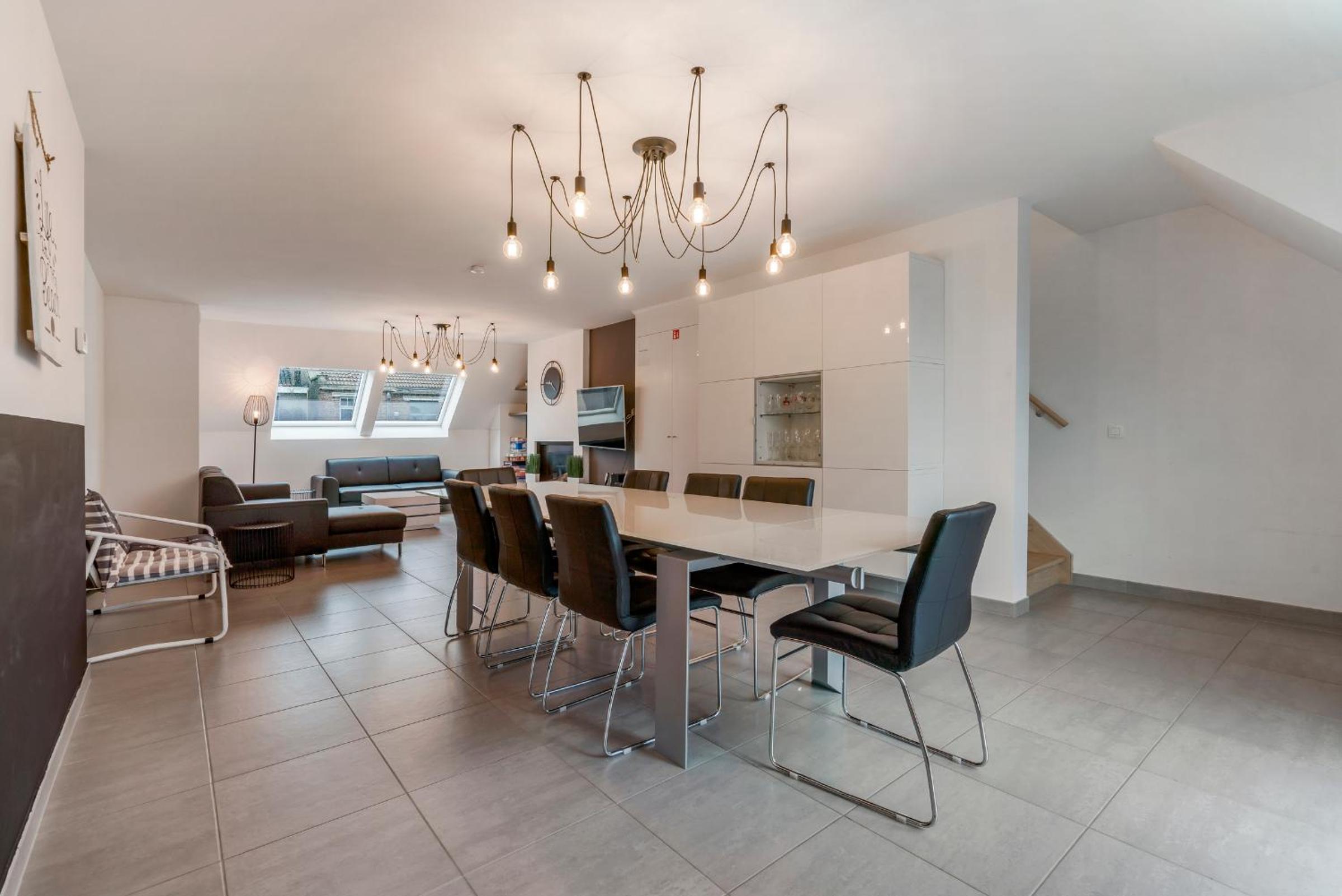 Penthouse Duplex Apartment Statler