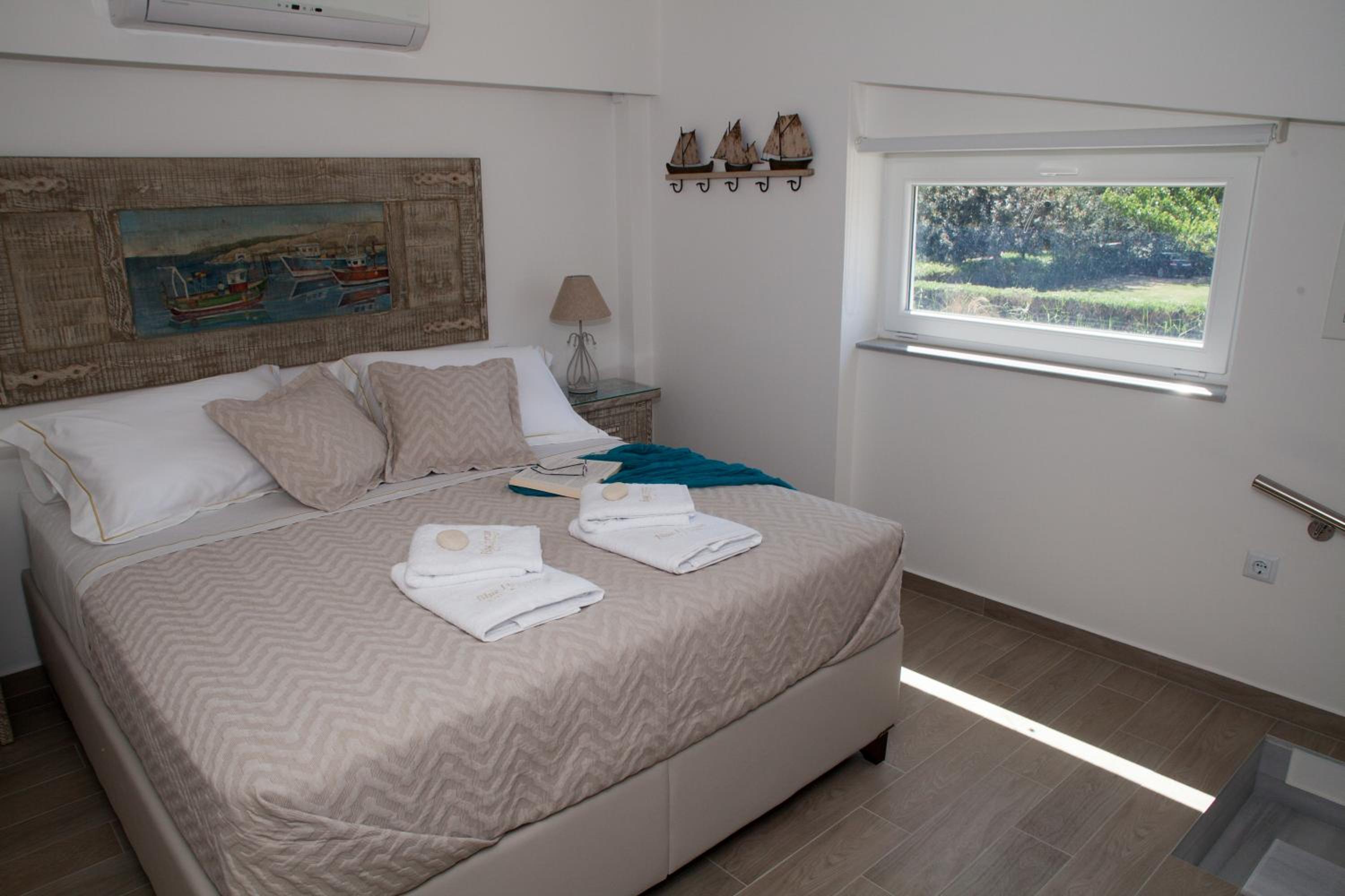 Blue Horizon Villa & Suites