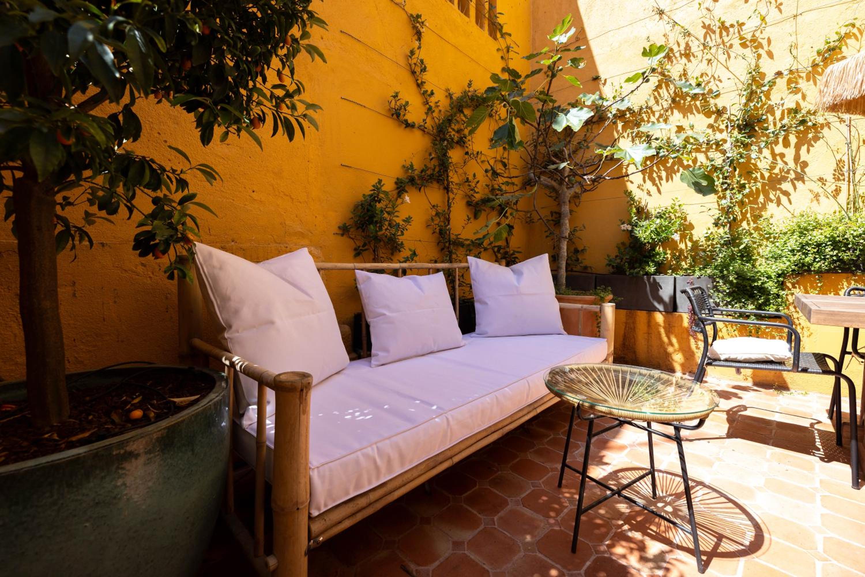 Modern Belle Epoque Suites & Luxury Duplex