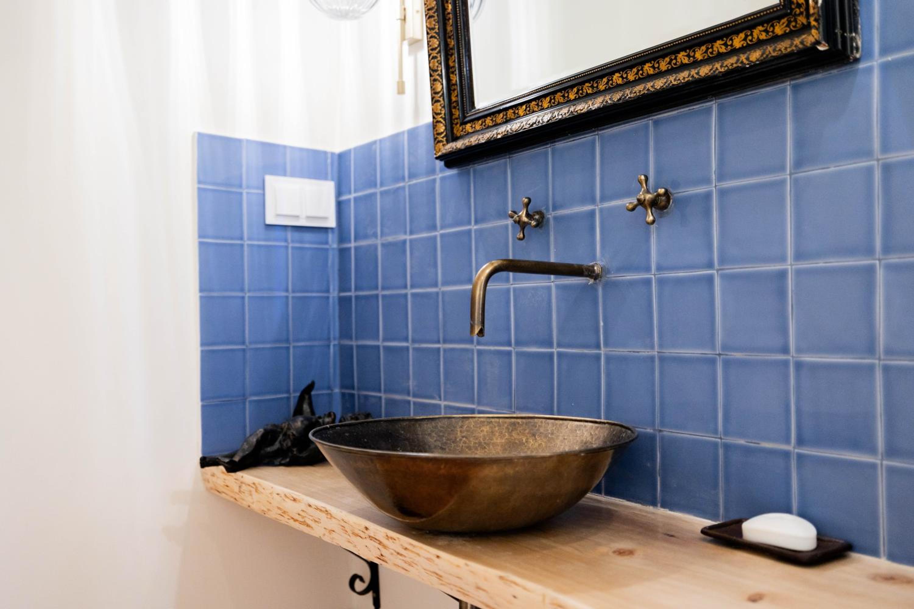 Modern Belle Epoque Suites & Luxury Duplex