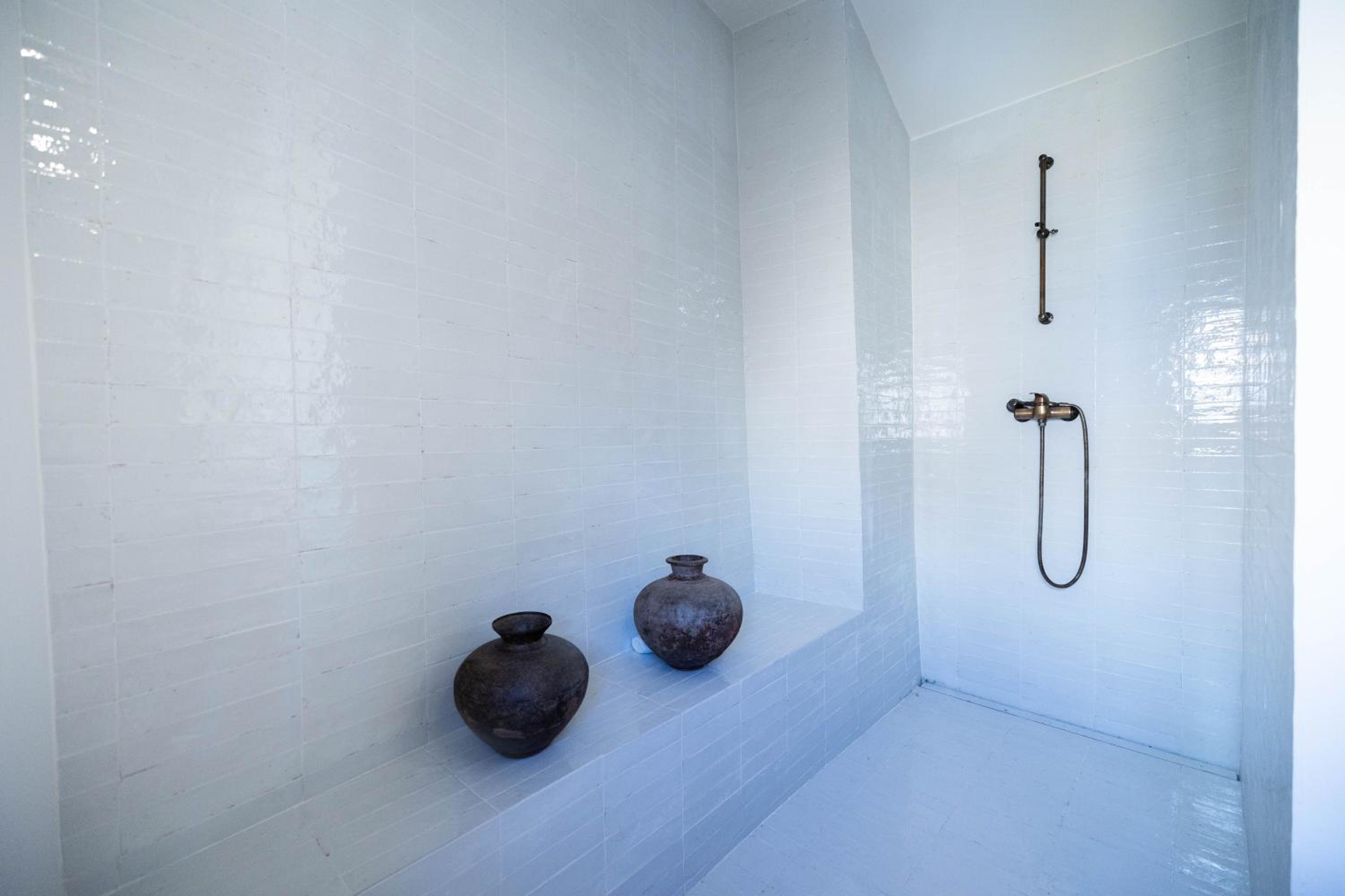 Modern Belle Epoque Suites & Luxury Duplex