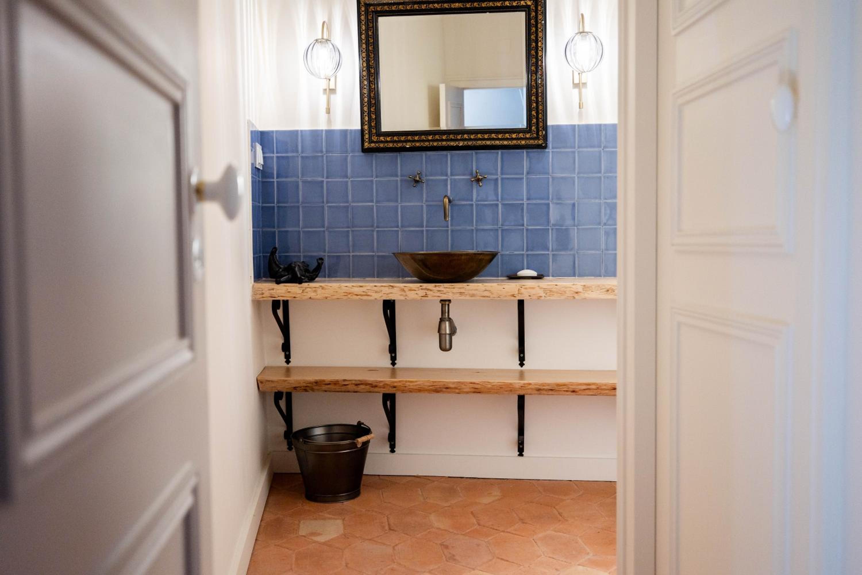 Modern Belle Epoque Suites & Luxury Duplex