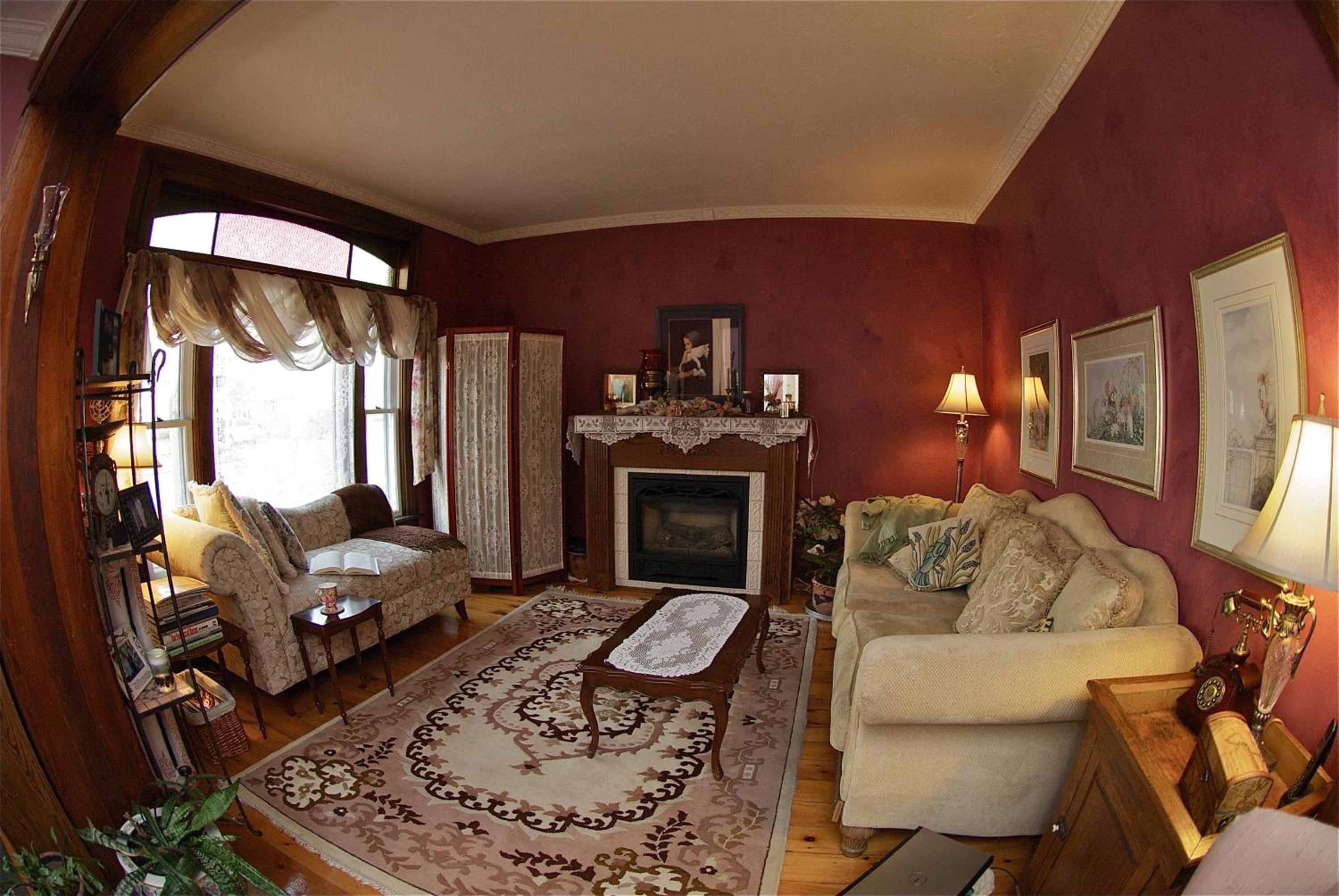 Bondy House Bed & Breakfast