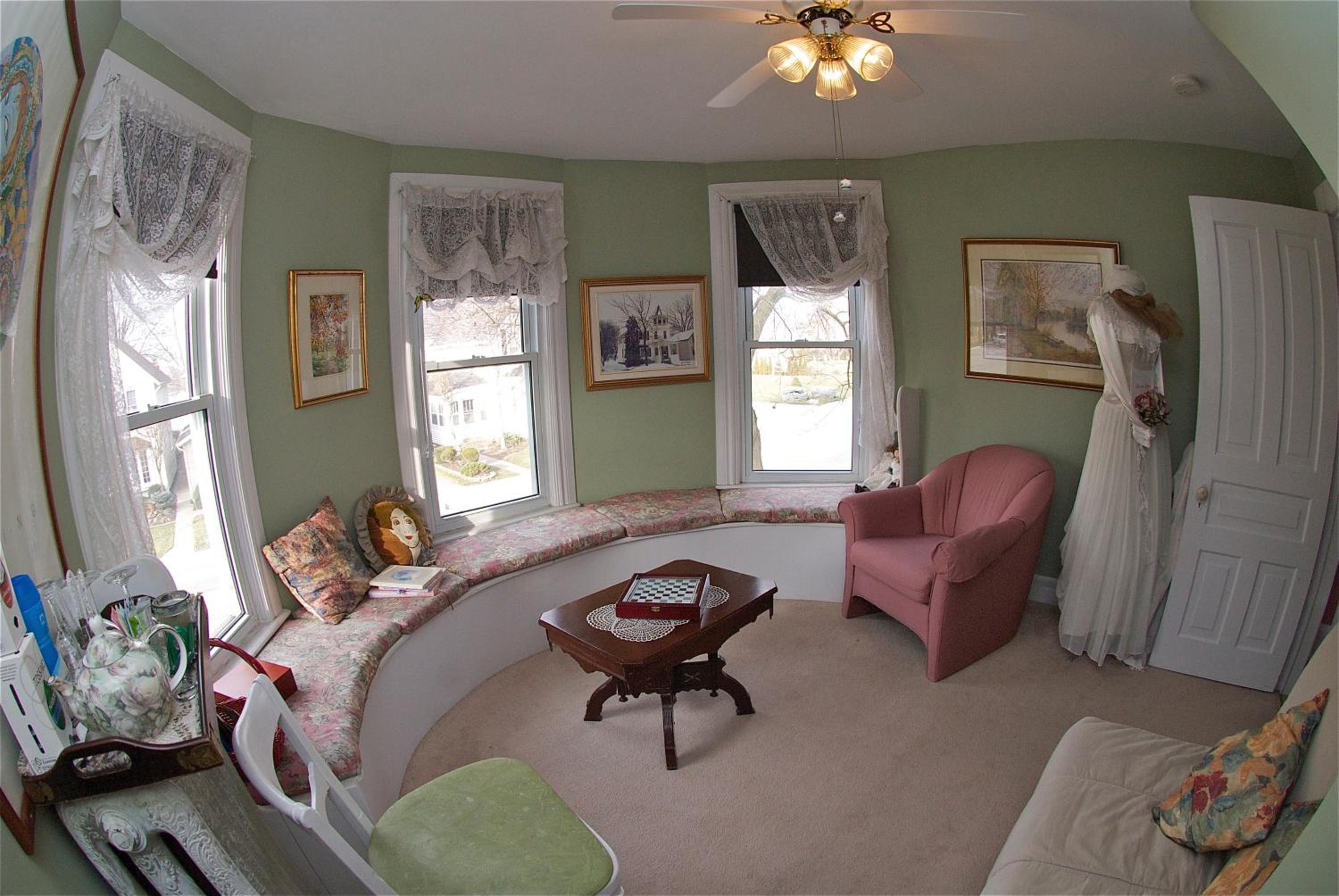 Bondy House Bed & Breakfast