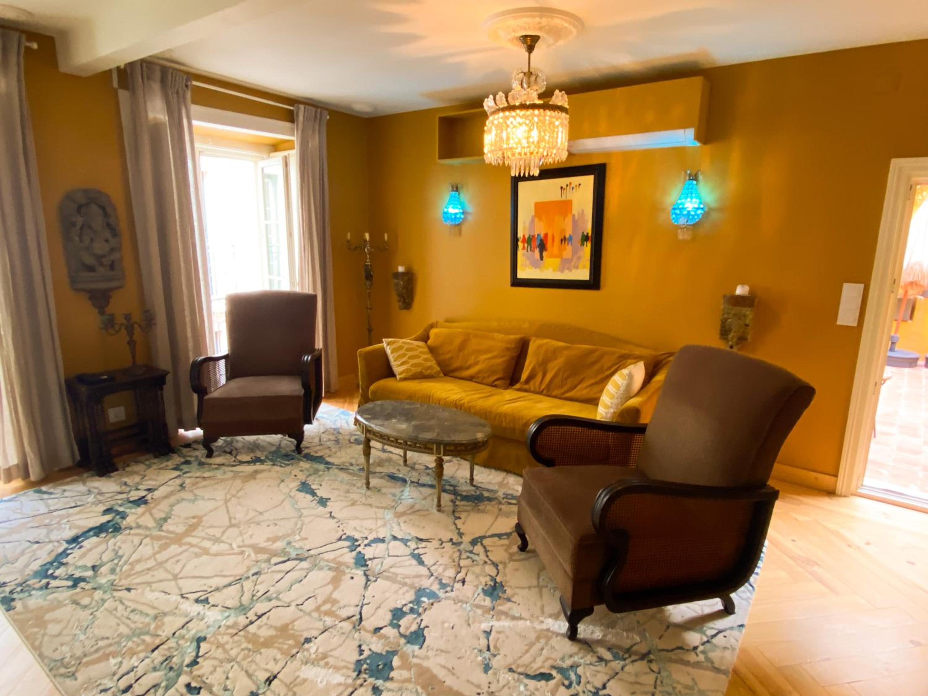 Modern Belle Epoque Suites & Luxury Duplex