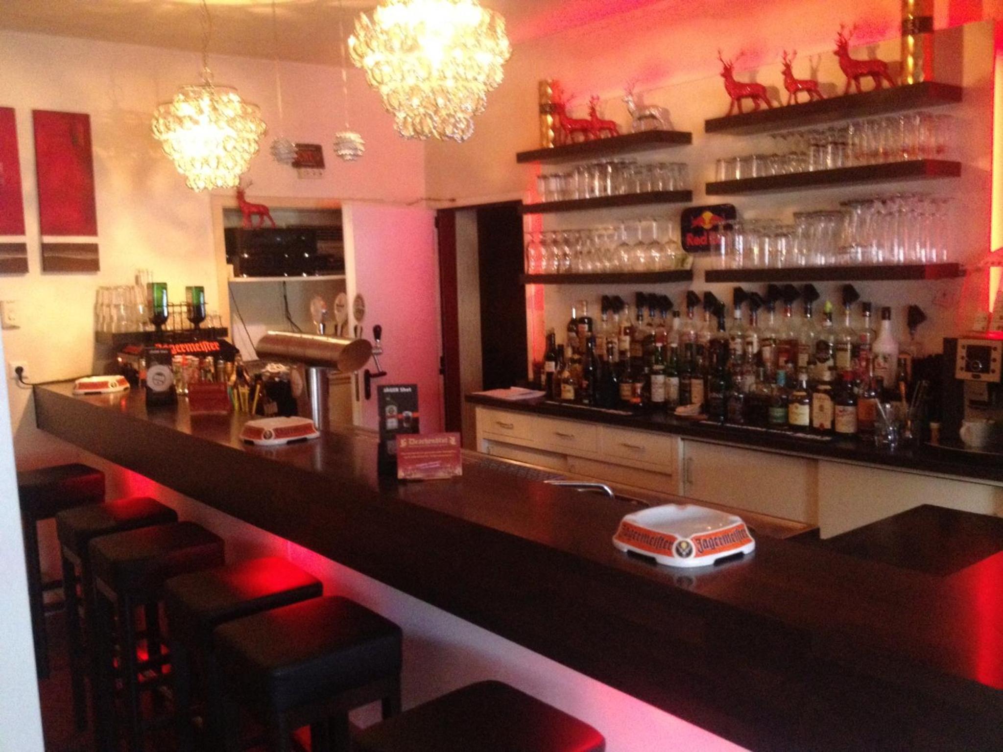Alex -Lounge -Sportsbar -Smokerlounge