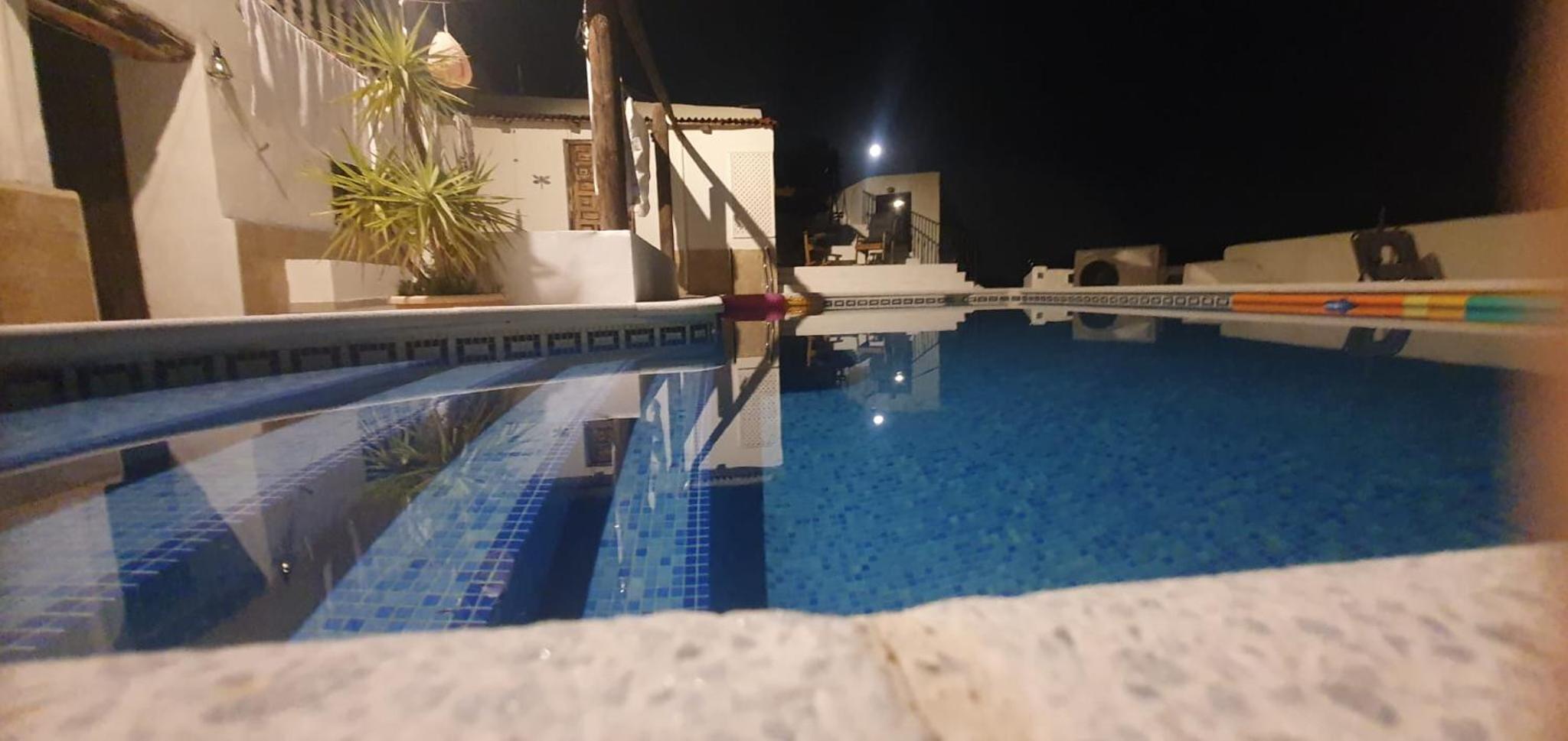 Casa Tomaddi - House & apartment with private pool & games room