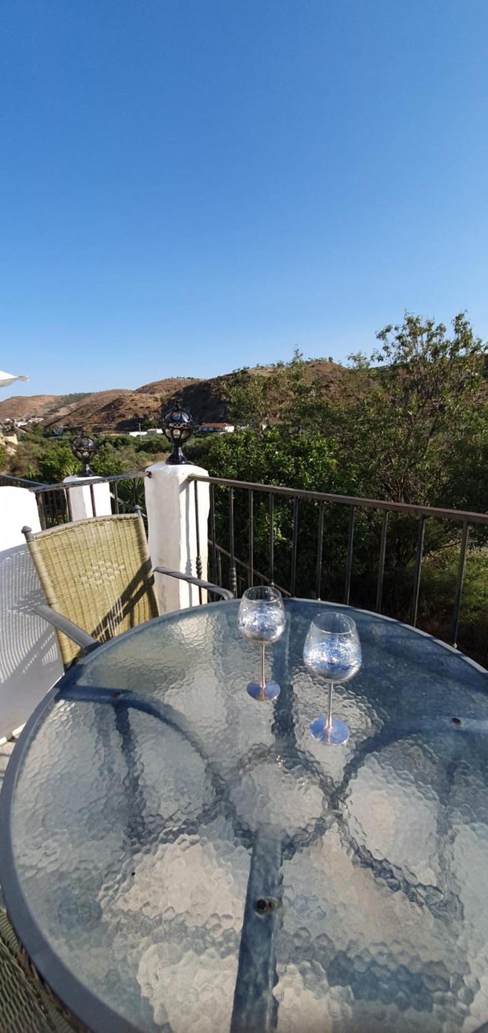 Casa Tomaddi - House & apartment with private pool & games room