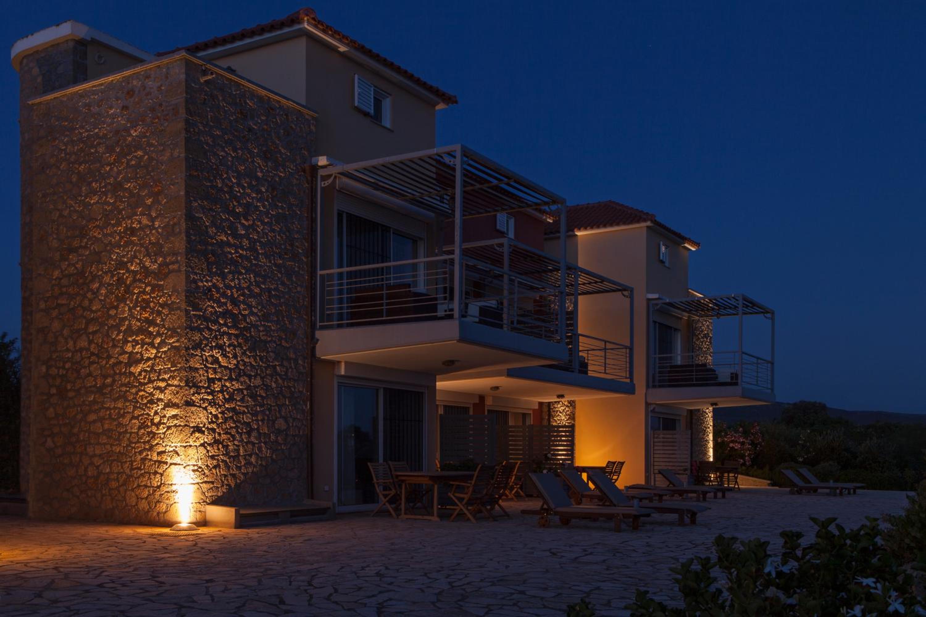Dialiskari Villas