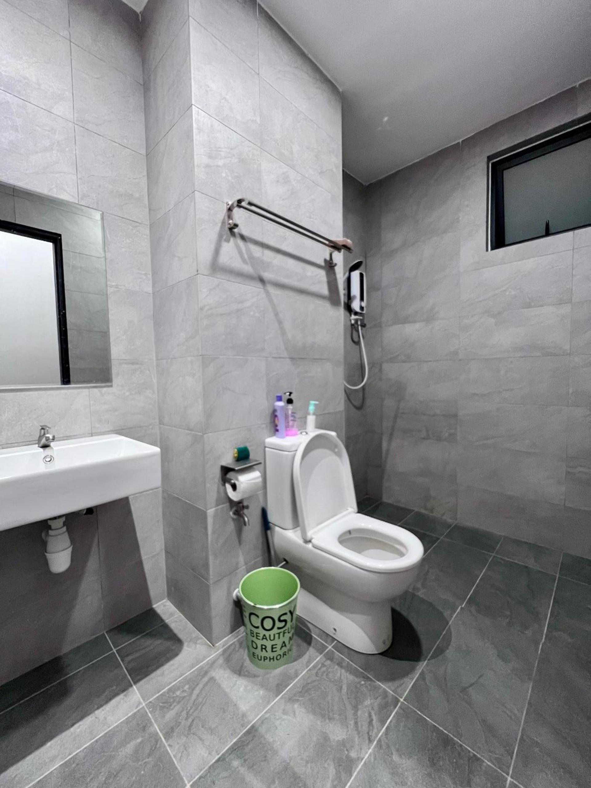 Kuching Armadale Residence Near Galacity