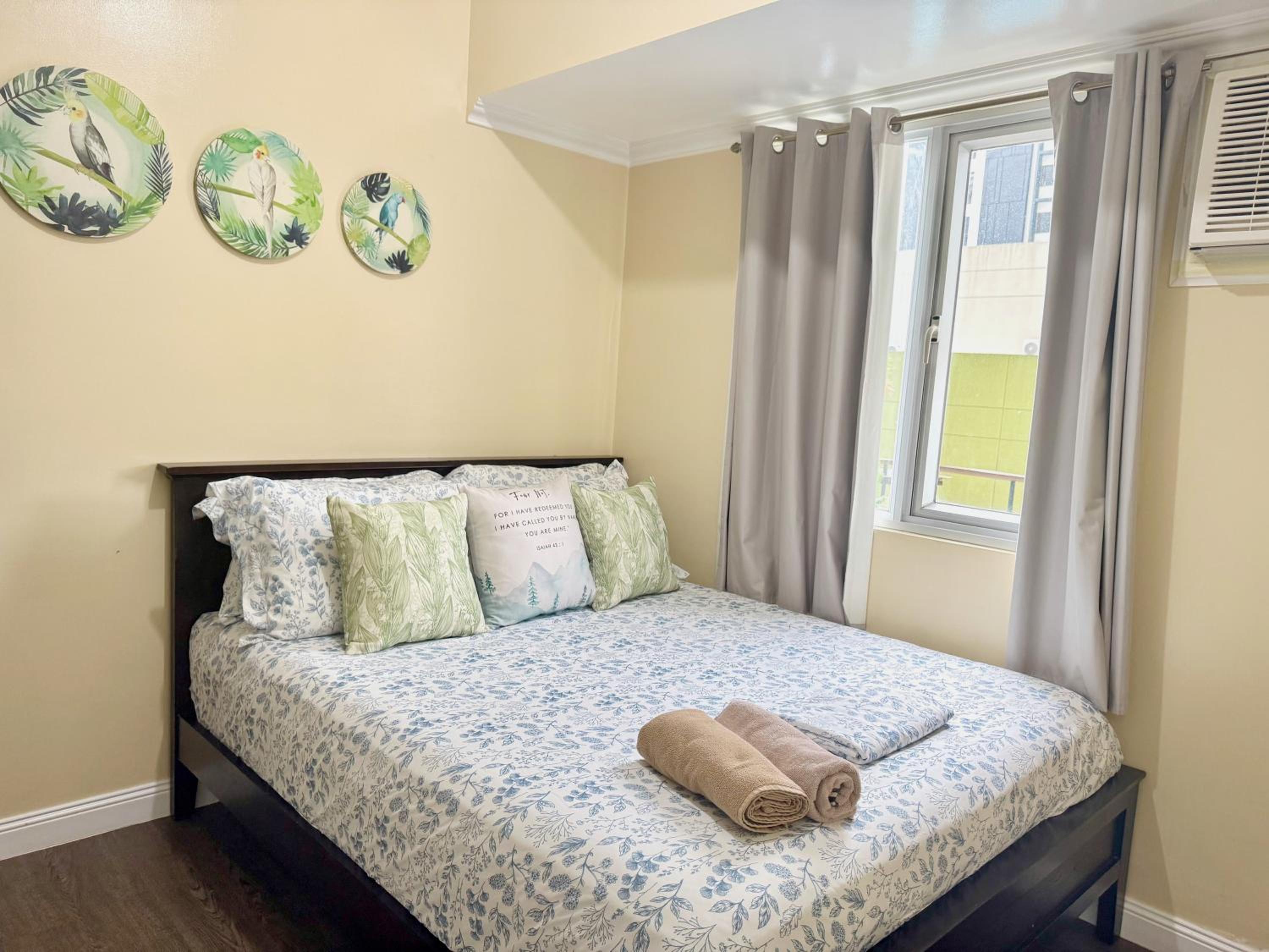 CDO Cozy 2-Bedrooms 2 Toilets View Pool and Garden beside Ayala Mall