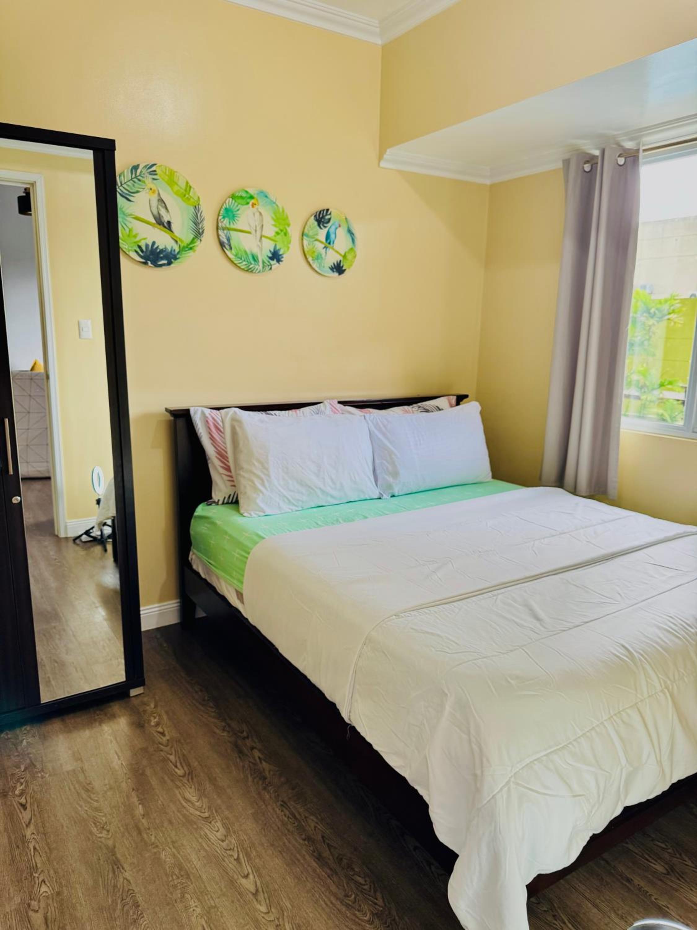 CDO Cozy 2-Bedrooms 2 Toilets View Pool and Garden beside Ayala Mall