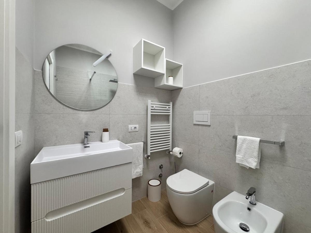Luxury Apartment Metro Cornelia