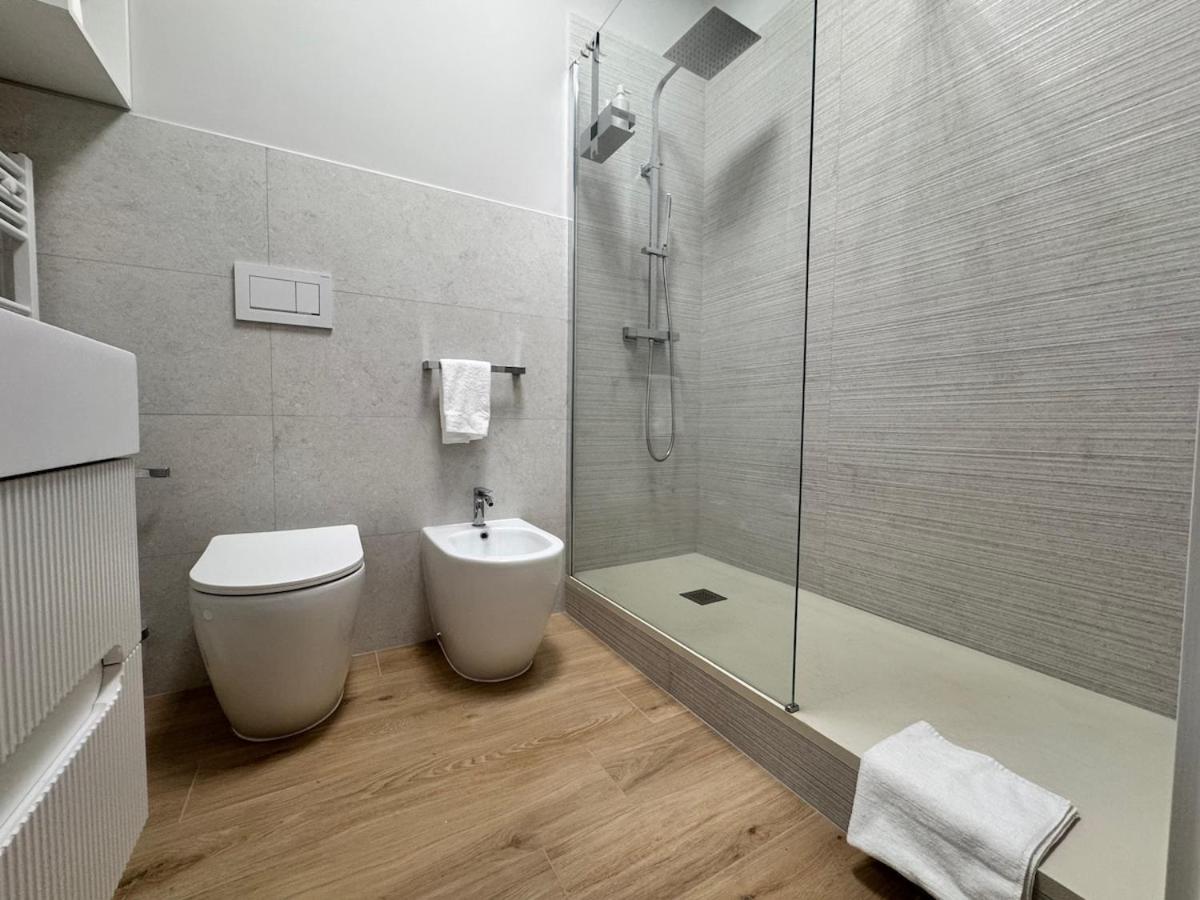 Luxury Apartment Metro Cornelia