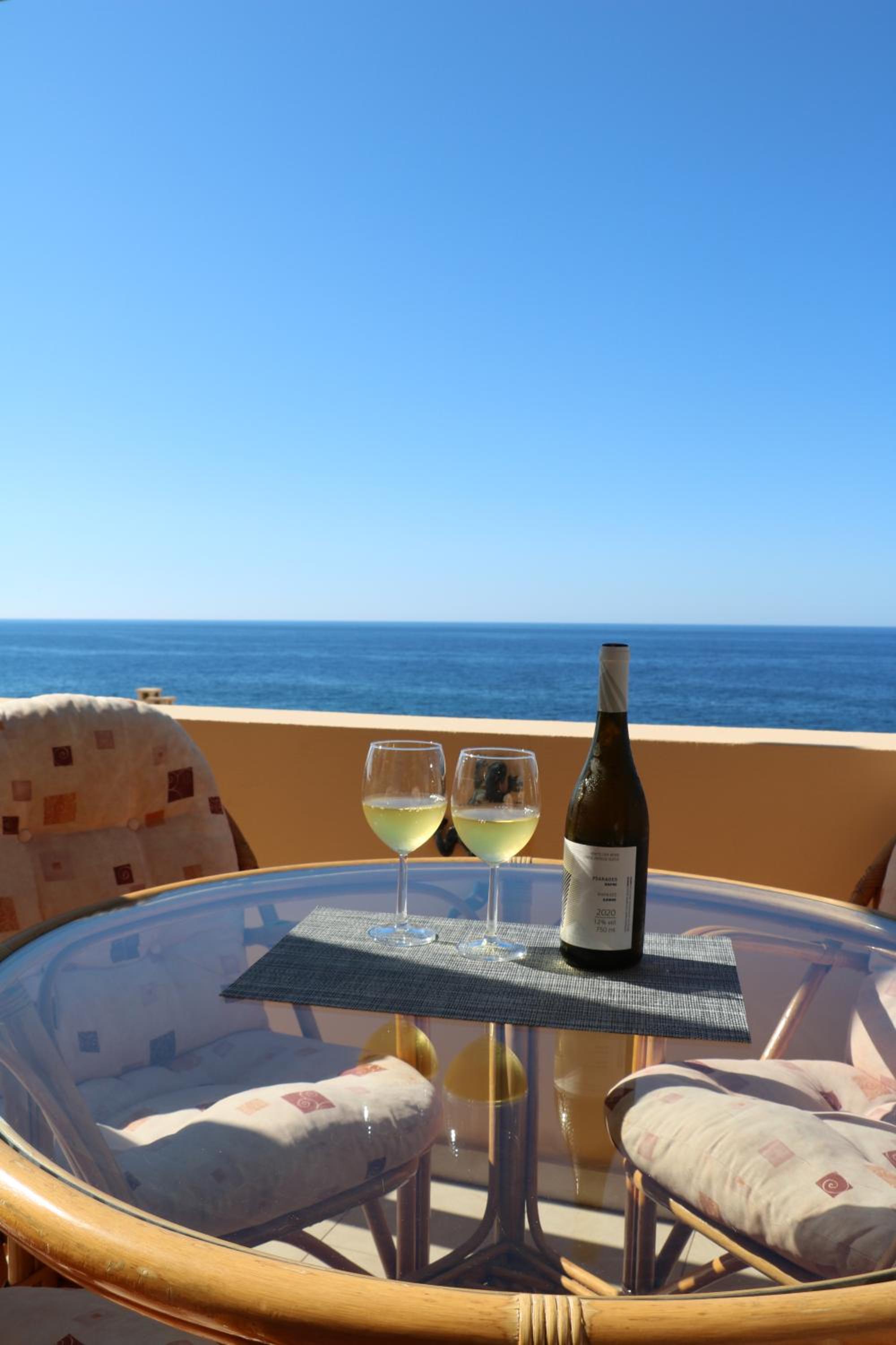 Seaview Escape Just Steps from the Ocean & Stunning Sunsets