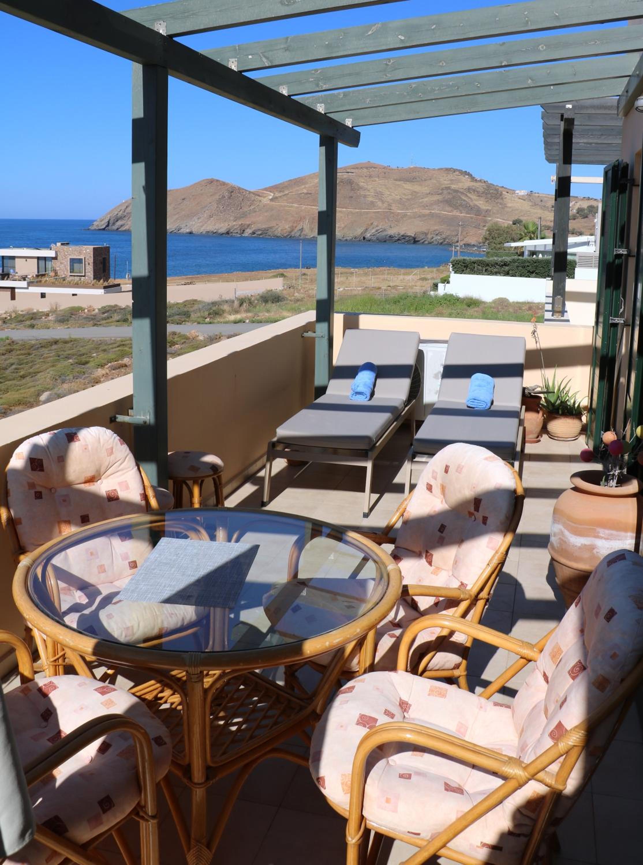 Seaview Escape Just Steps from the Ocean & Stunning Sunsets