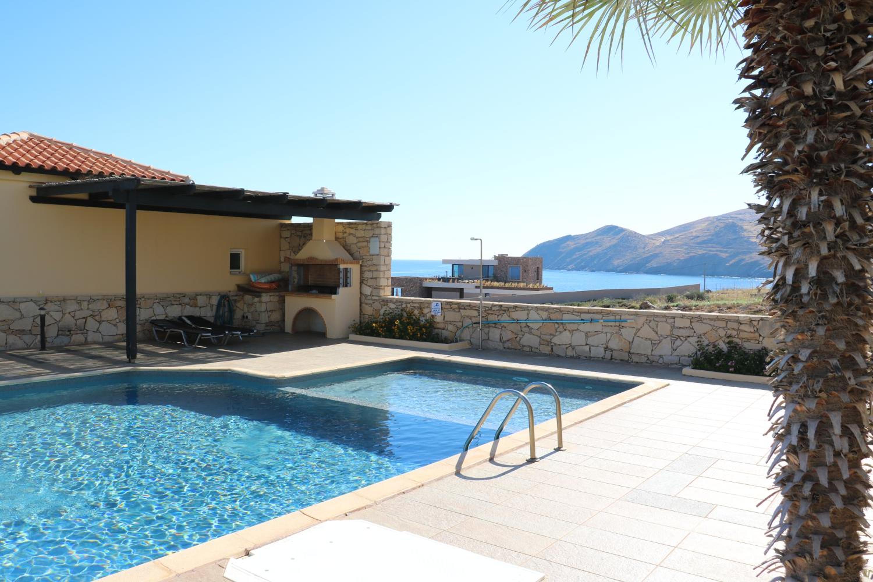 Seaview Escape Just Steps from the Ocean & Stunning Sunsets