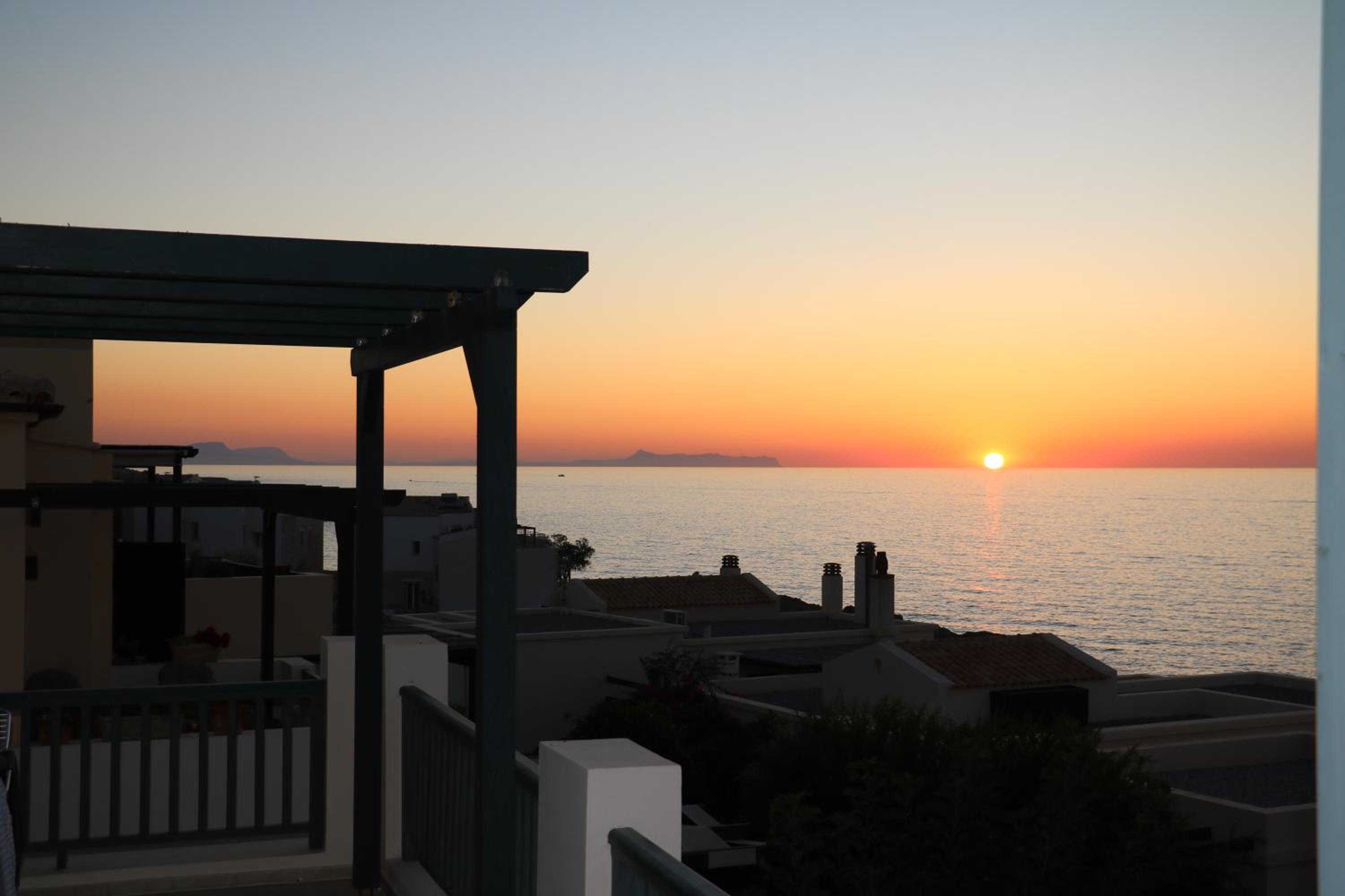 Seaview Escape Just Steps from the Ocean & Stunning Sunsets