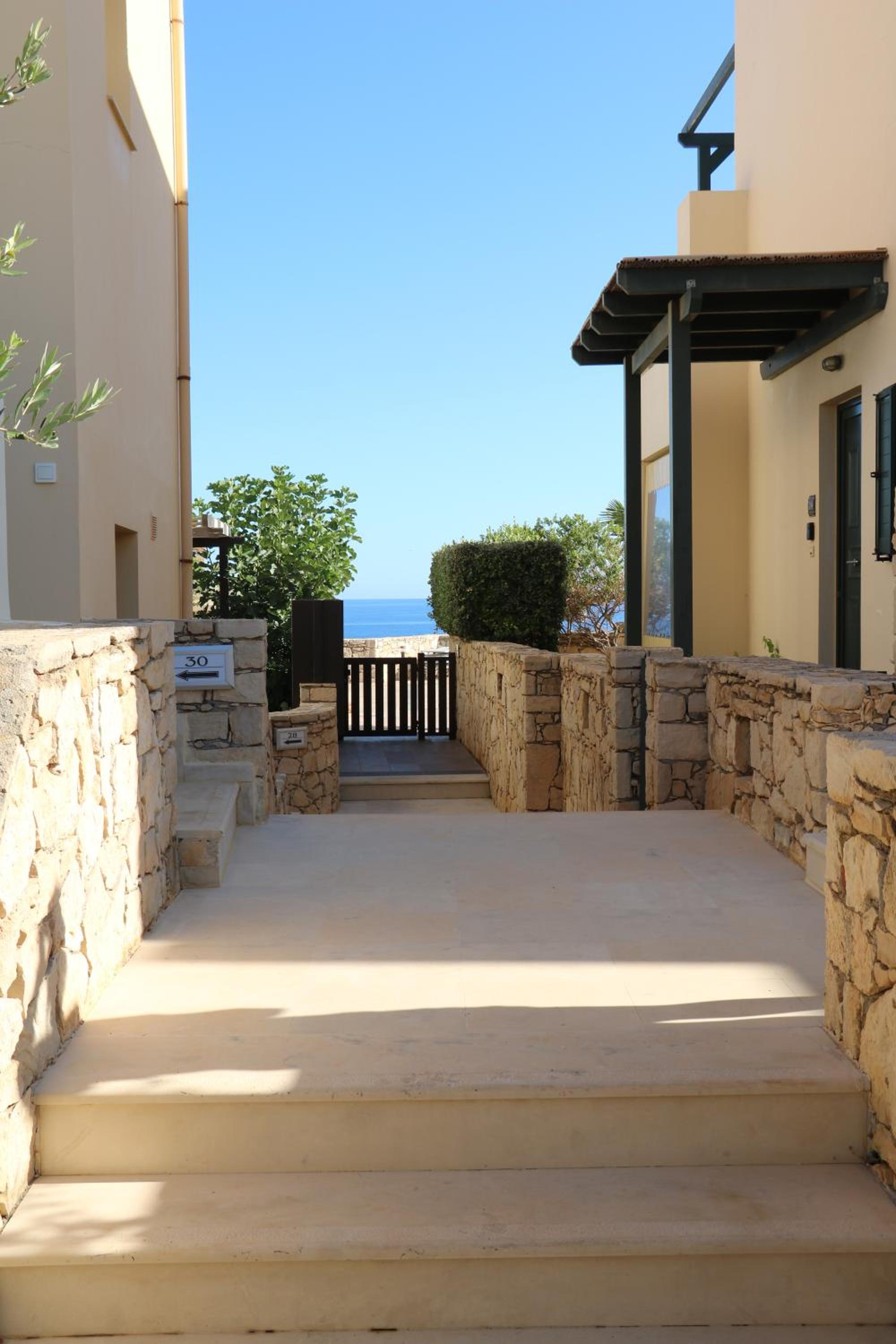 Seaview Escape Just Steps from the Ocean & Stunning Sunsets