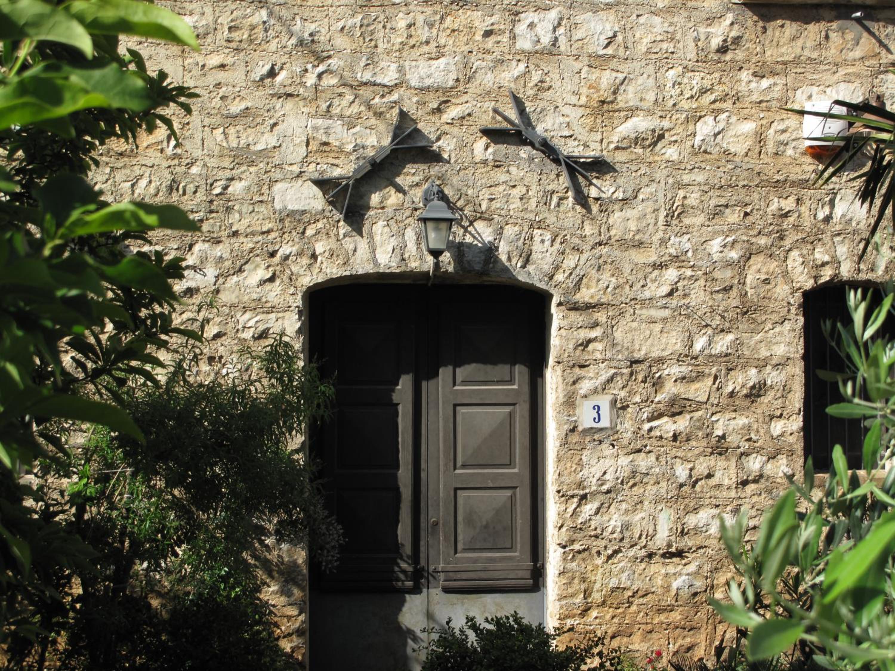 Photo 48