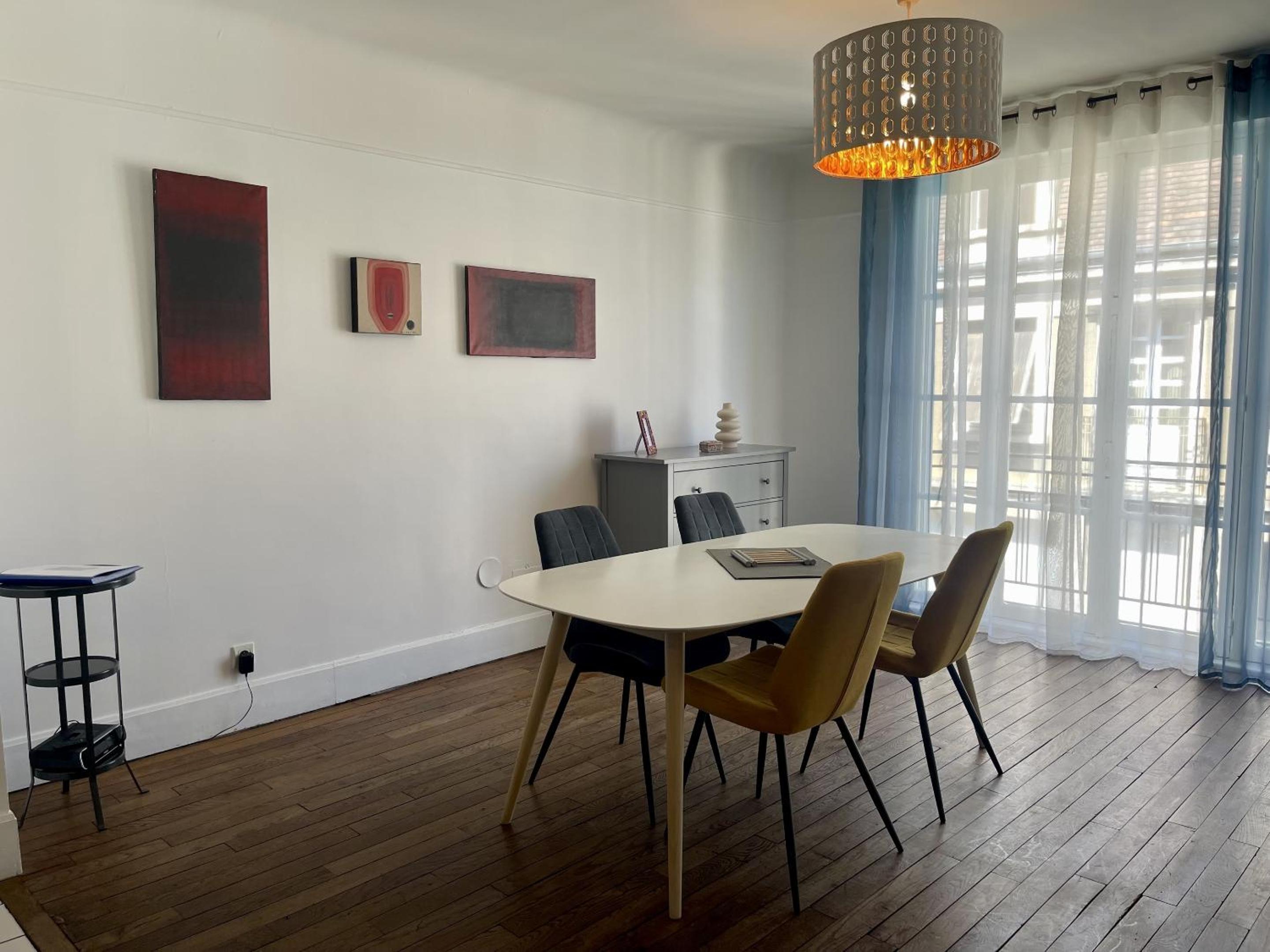 Appartement Le Temple Auxerre Centre Ville, photo 2