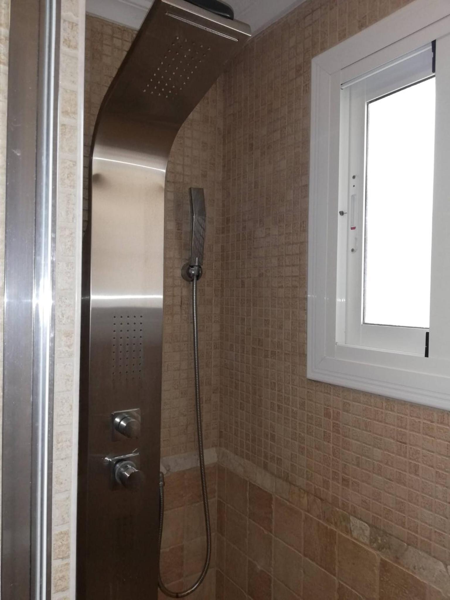 Bungalow con vistas y jacuzzi en Gran Alacant GA102