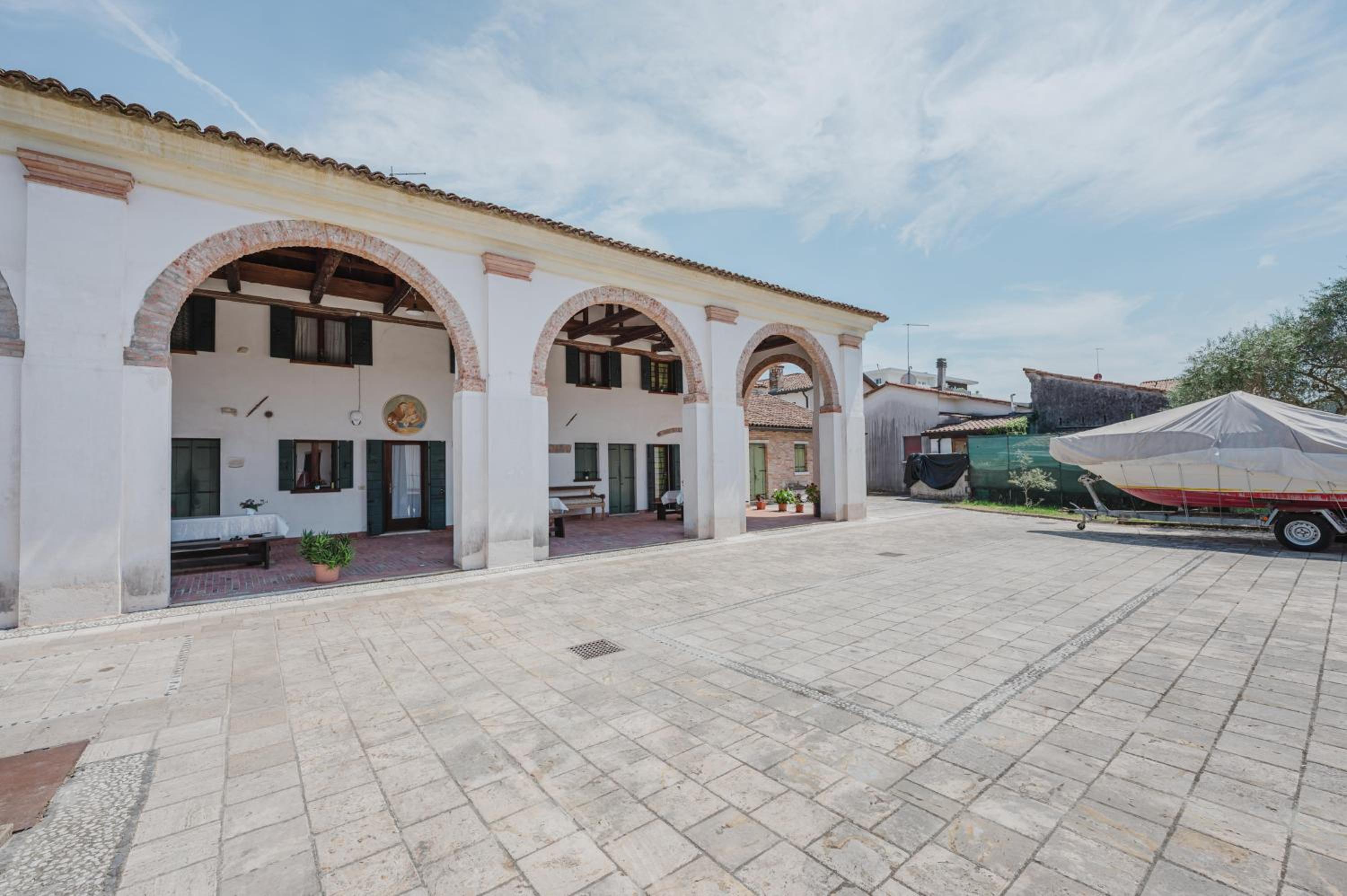 Castellana Home 221- Free Parking & Wi-Fi