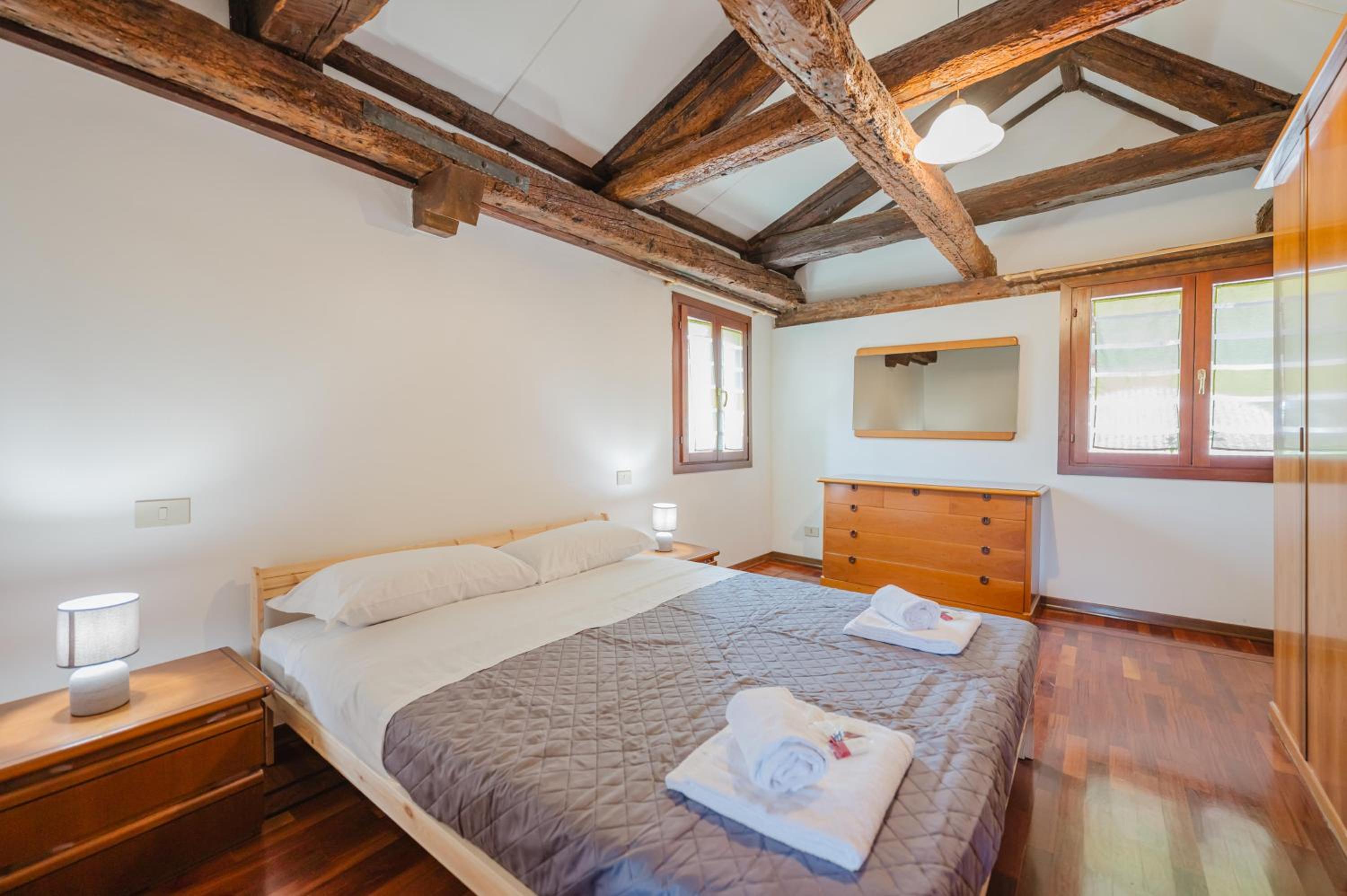 Castellana Home 221- Free Parking & Wi-Fi