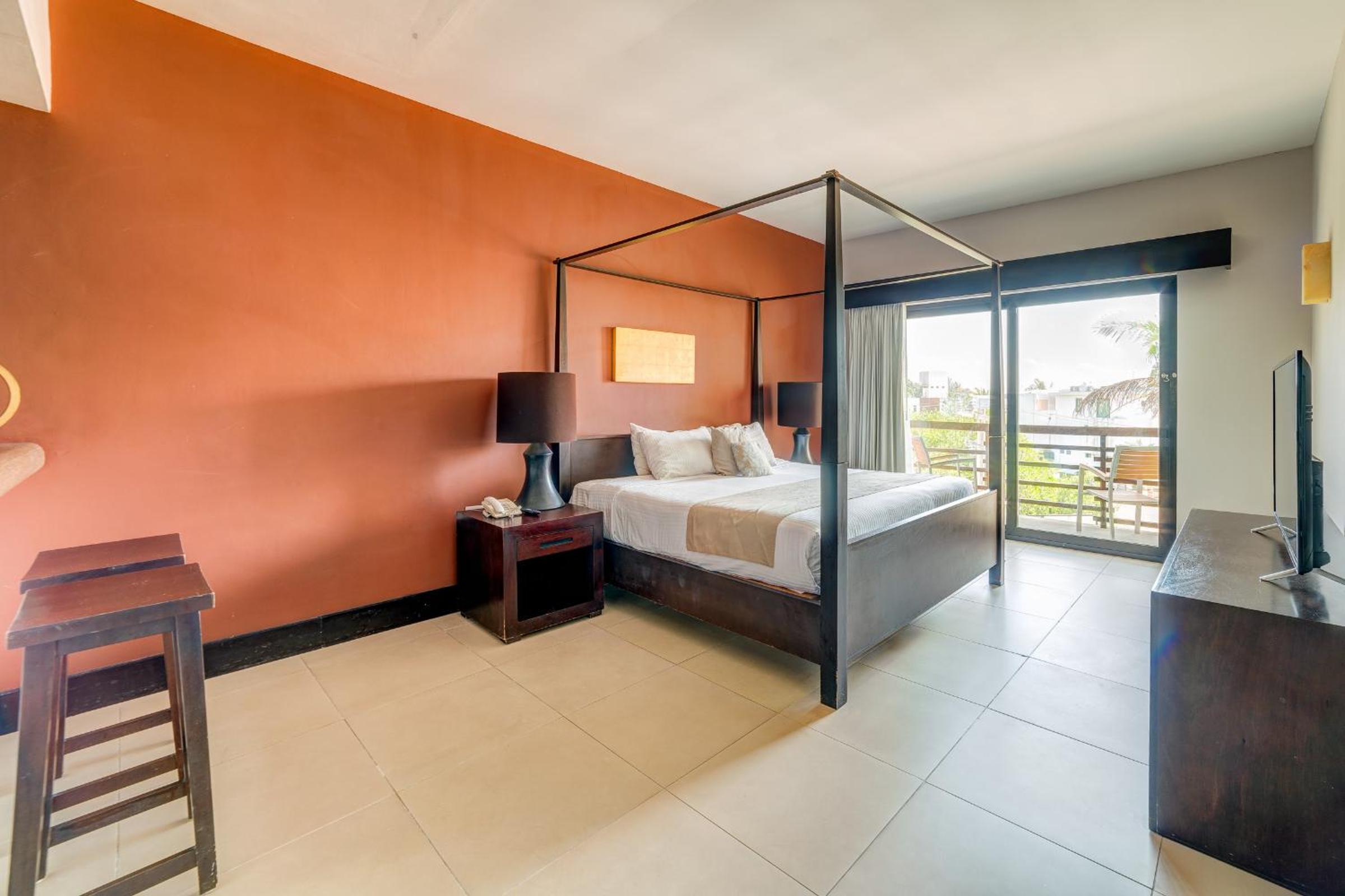 Aldea Thai by The Collection
