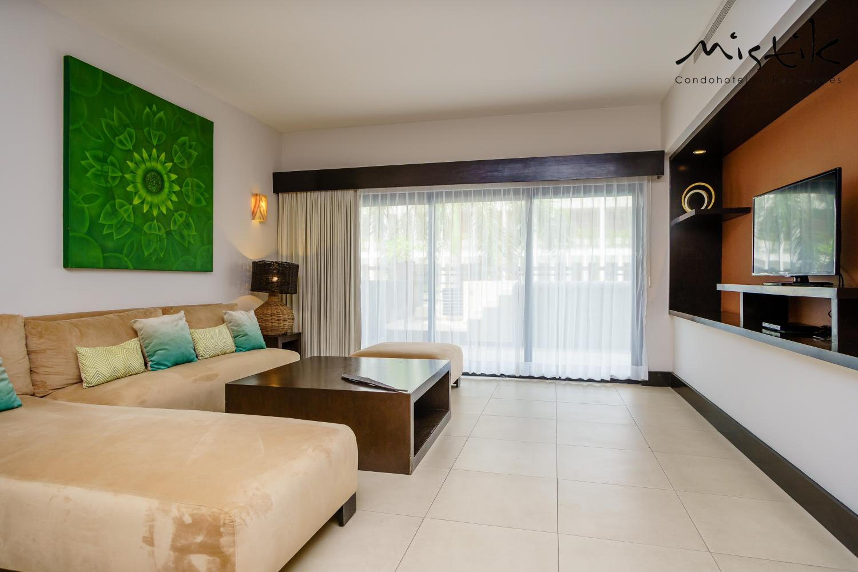 Aldea Thai by The Collection