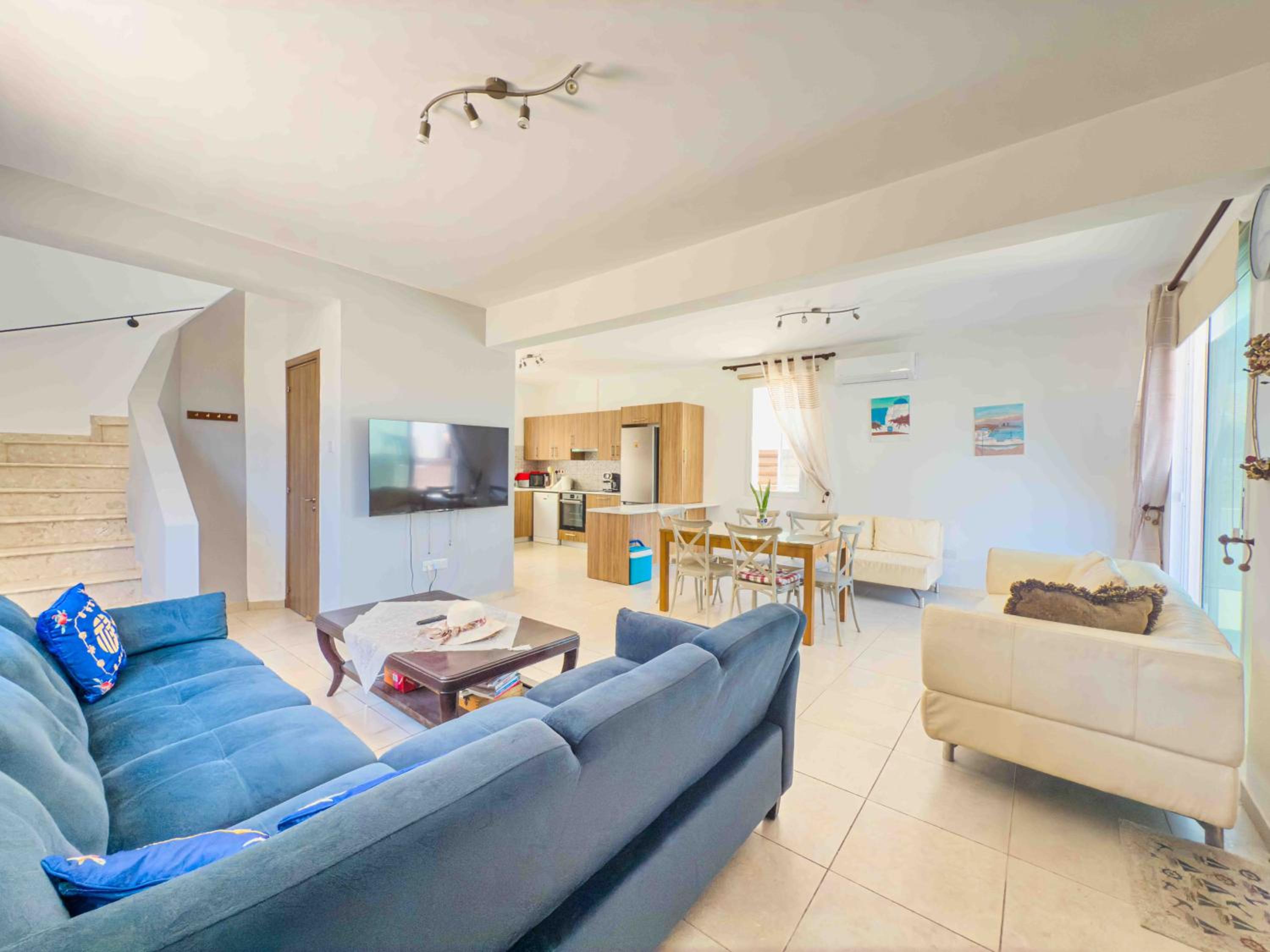Villa Rena - 3BR Retreat near Kalamies Beach