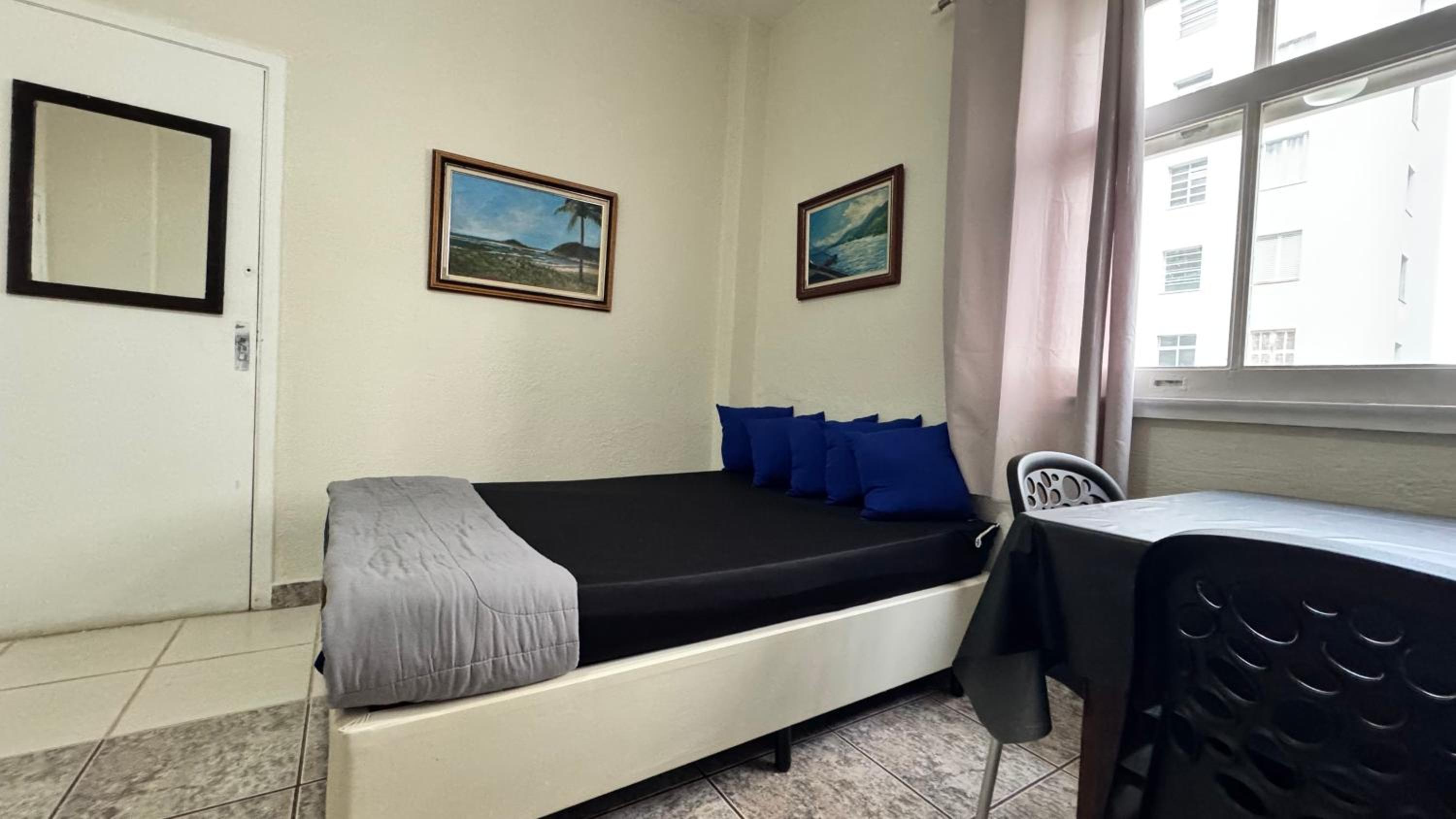Studio 308 nas Pitangueiras - na quadra da praia!
