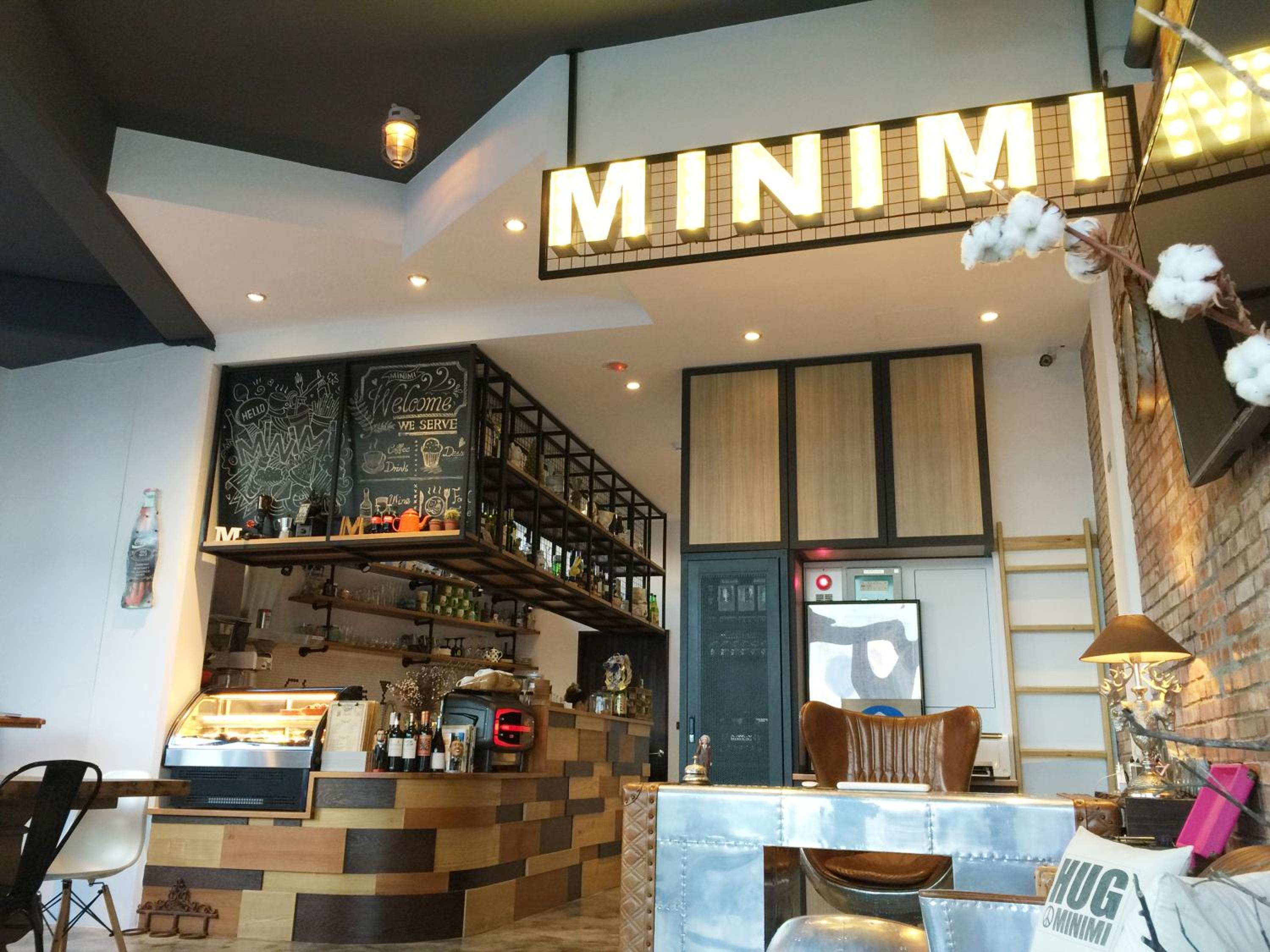 Minimi Inn-Sailrock Beach House