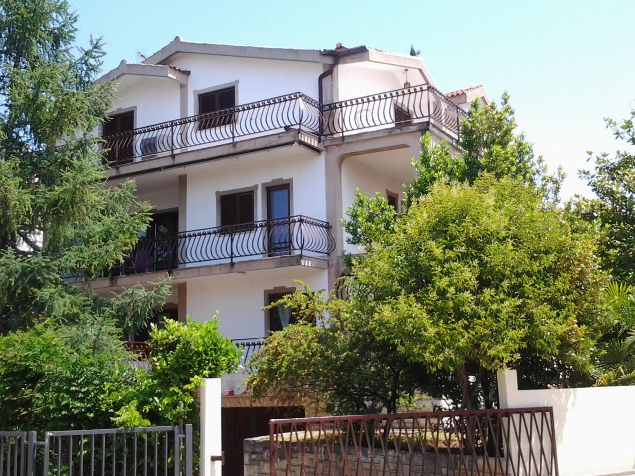 Apartments Lidija